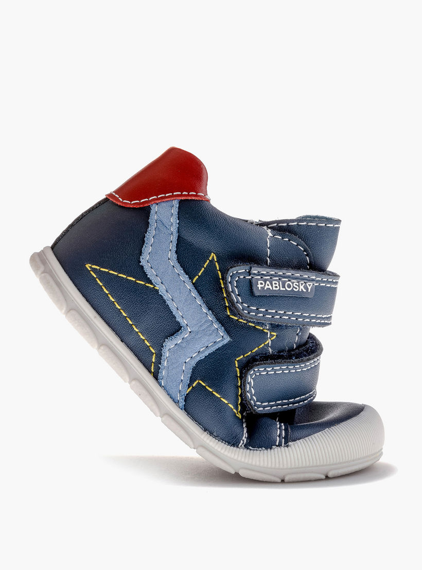 حذاء سنيكرز برقبة مرتفعة وشريط إغلاق لاصق للأولاد من بابلوسكي - 059620-baby-boys-shoes-closedshoes-image-5