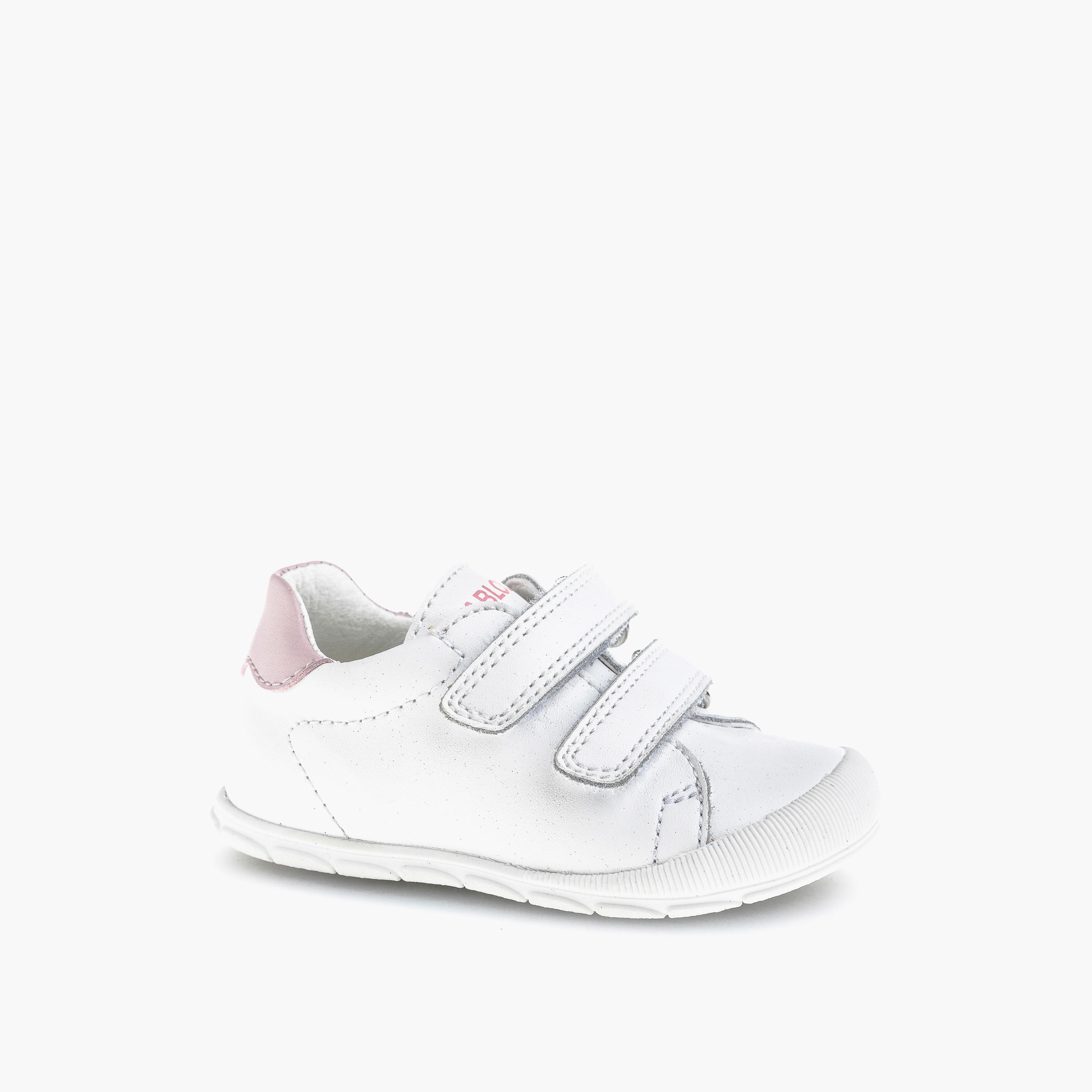 حذاء سنيكرز بشريط إغلاق لاصق للبنات من بابلوسكي - 060107-baby-girls-shoes-closedshoes-image-1