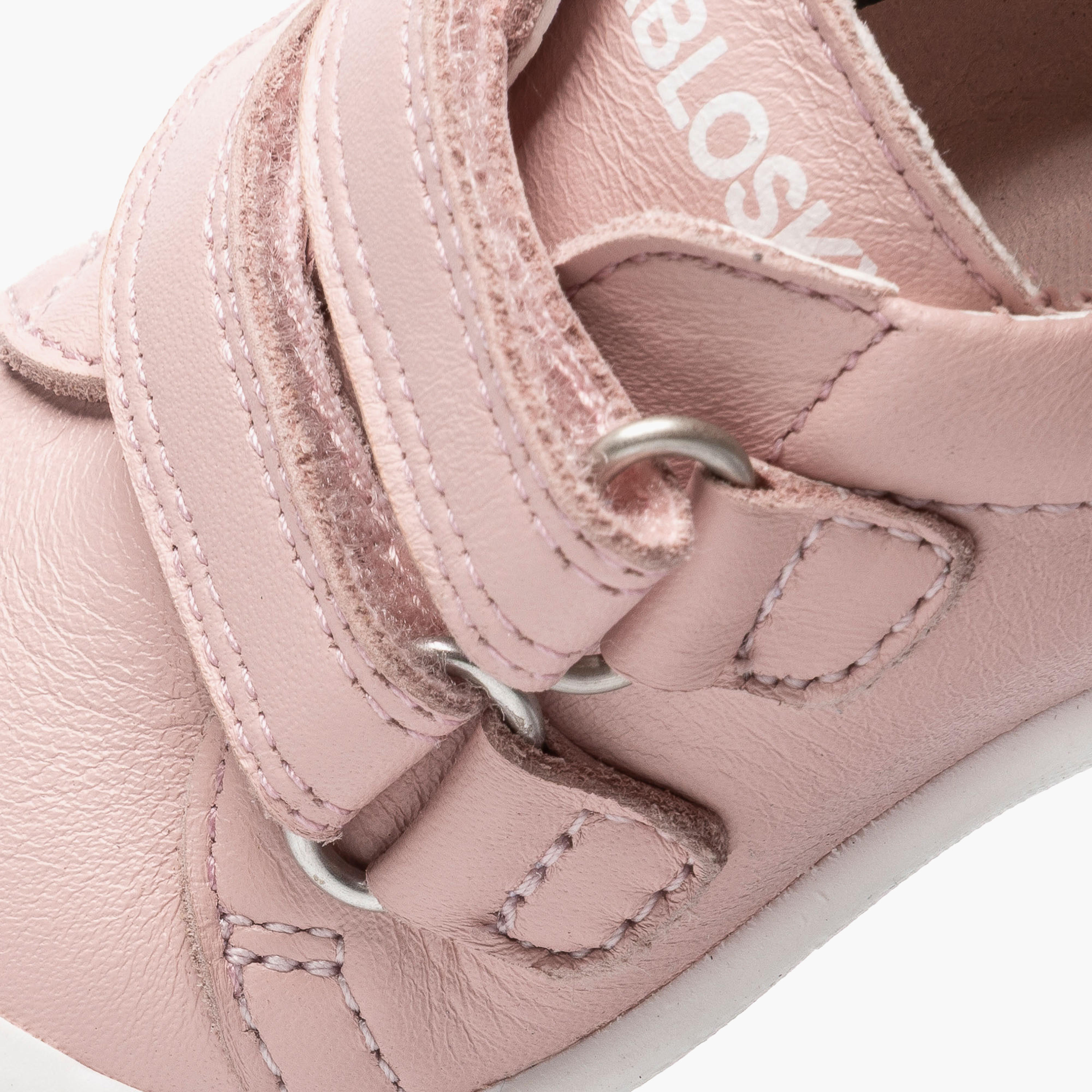 حذاء سنيكرز بشريط إغلاق لاصق من بابلوسكي-baby-girls-shoes-closedshoes-image-7