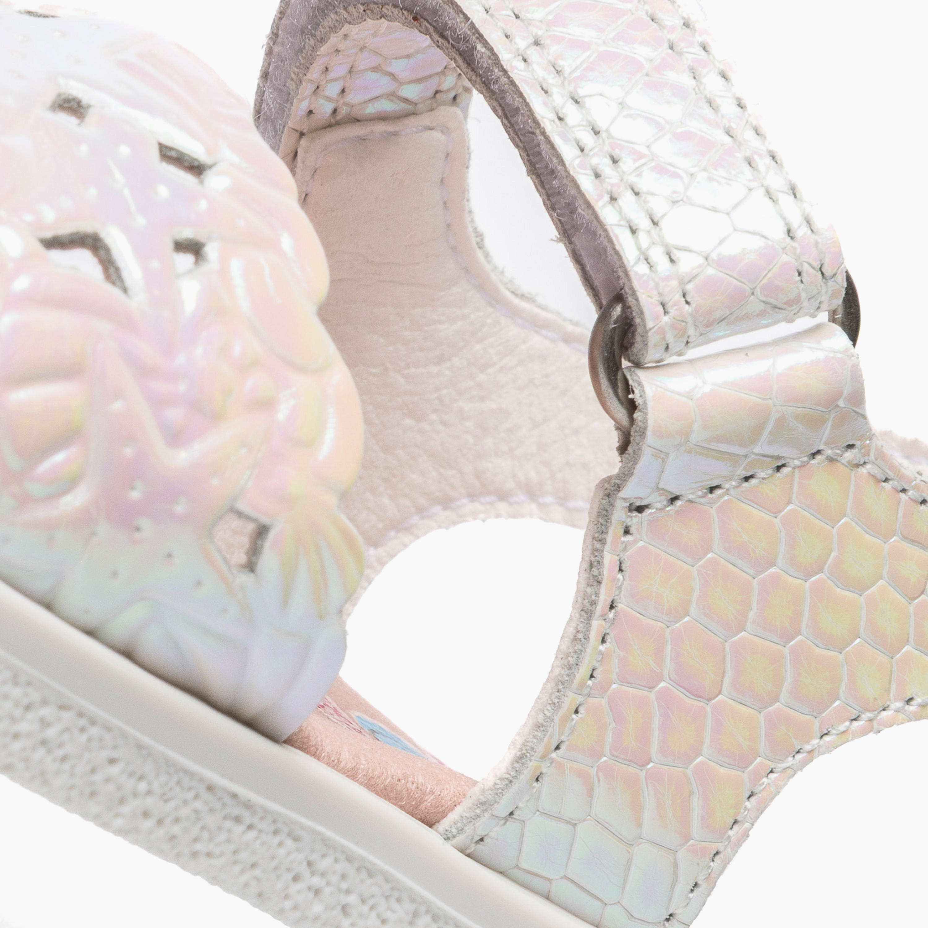صندل بتصميم مفرغ وشريط إغلاق لاصق من بابلوسكي-baby-girls-shoes-sandals-image-7