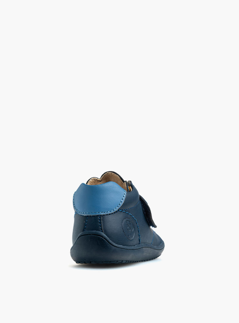 أبوات بشريط إغلاق لاصق وتفاصيل حياكة من بابلوسكي-baby-boys-shoes-closedshoes-image-2