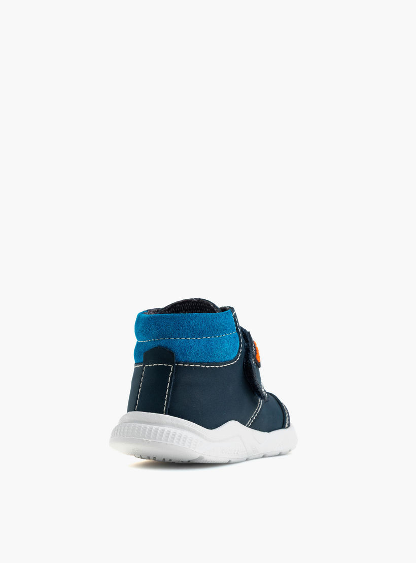 حذاء رياضي للكاحل بشريط إغلاق لاصق وتفاصيل خياطة من بابلوفسكي-baby-boys-shoes-closedshoes-image-2