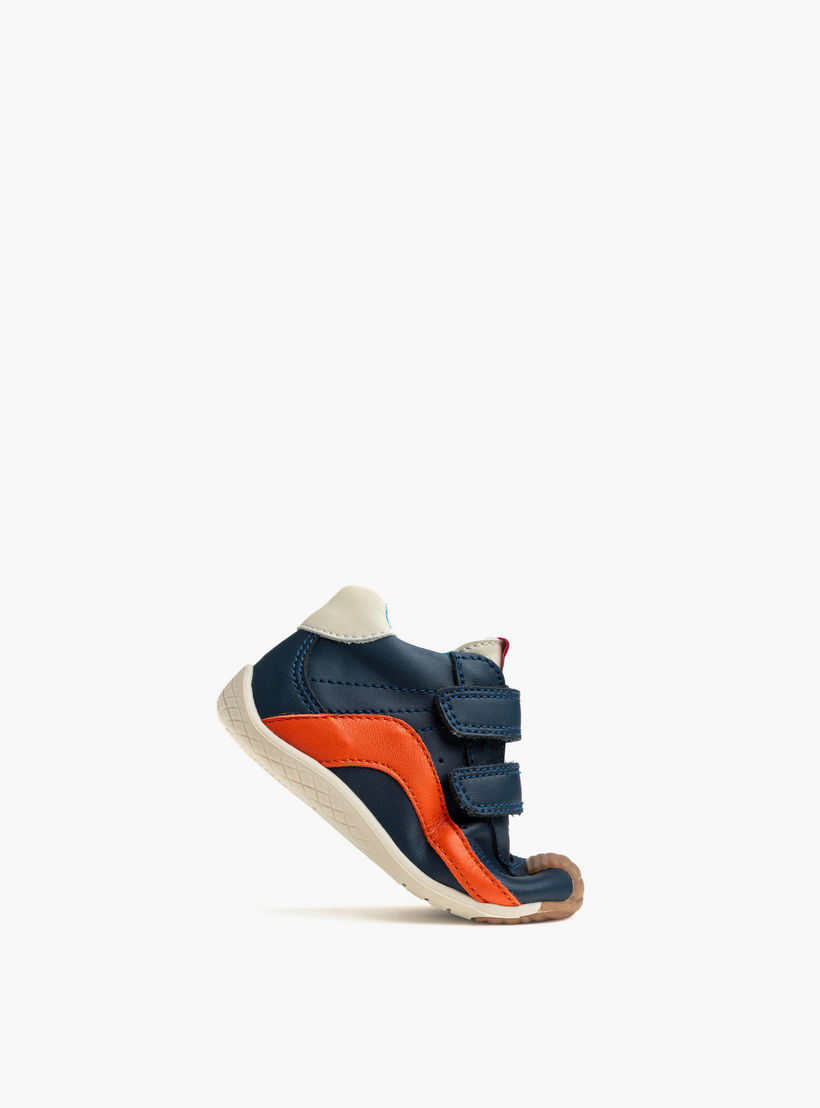 حذاء سنيكرز بشريط إغلاق لاصق للأولاد من بابلوكسي-baby-boys-shoes-closedshoes-image-4