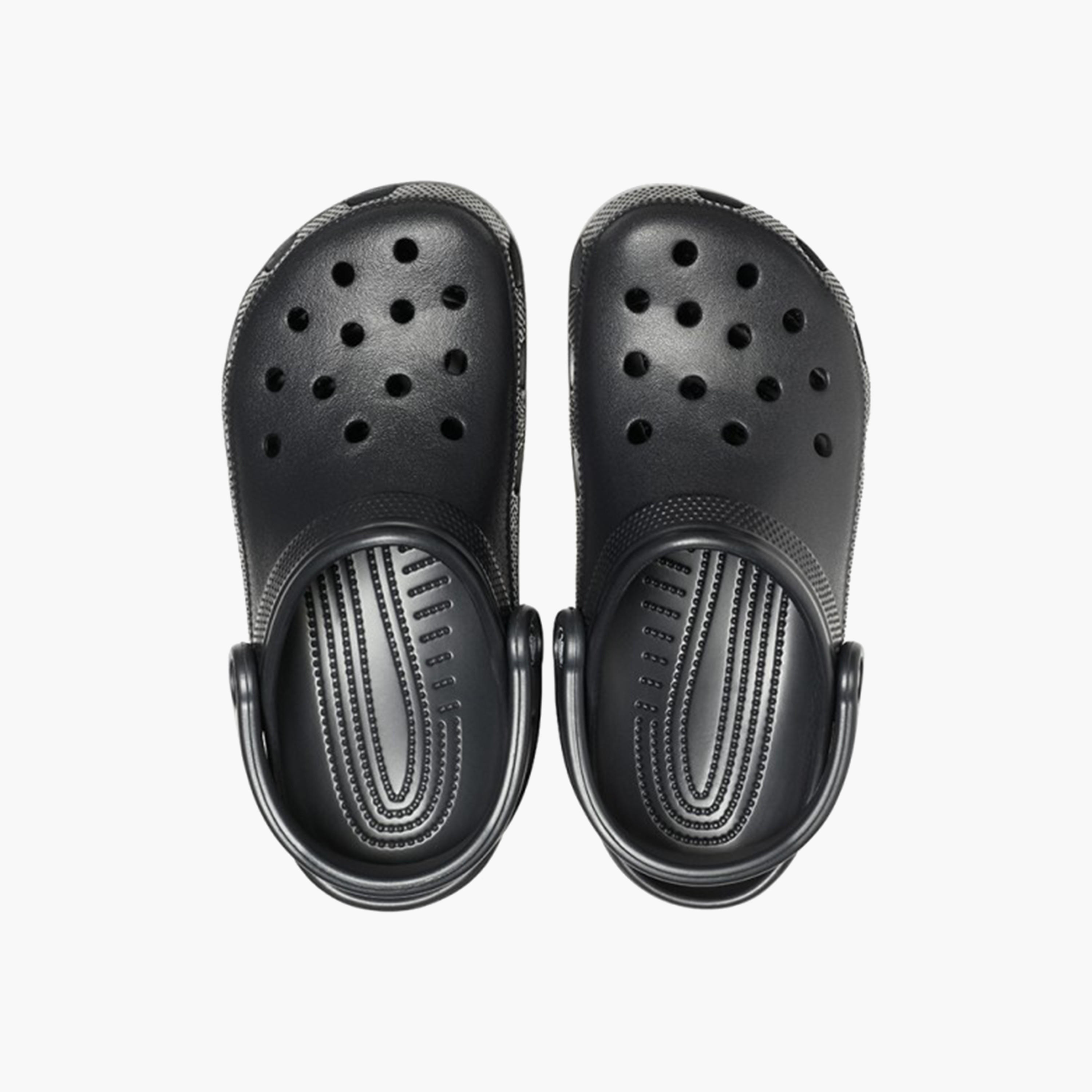صندل كلوج بتفاصيل مفرغة للجنسين من كروكس - 10001-001-men-shoes-sandals-image-3