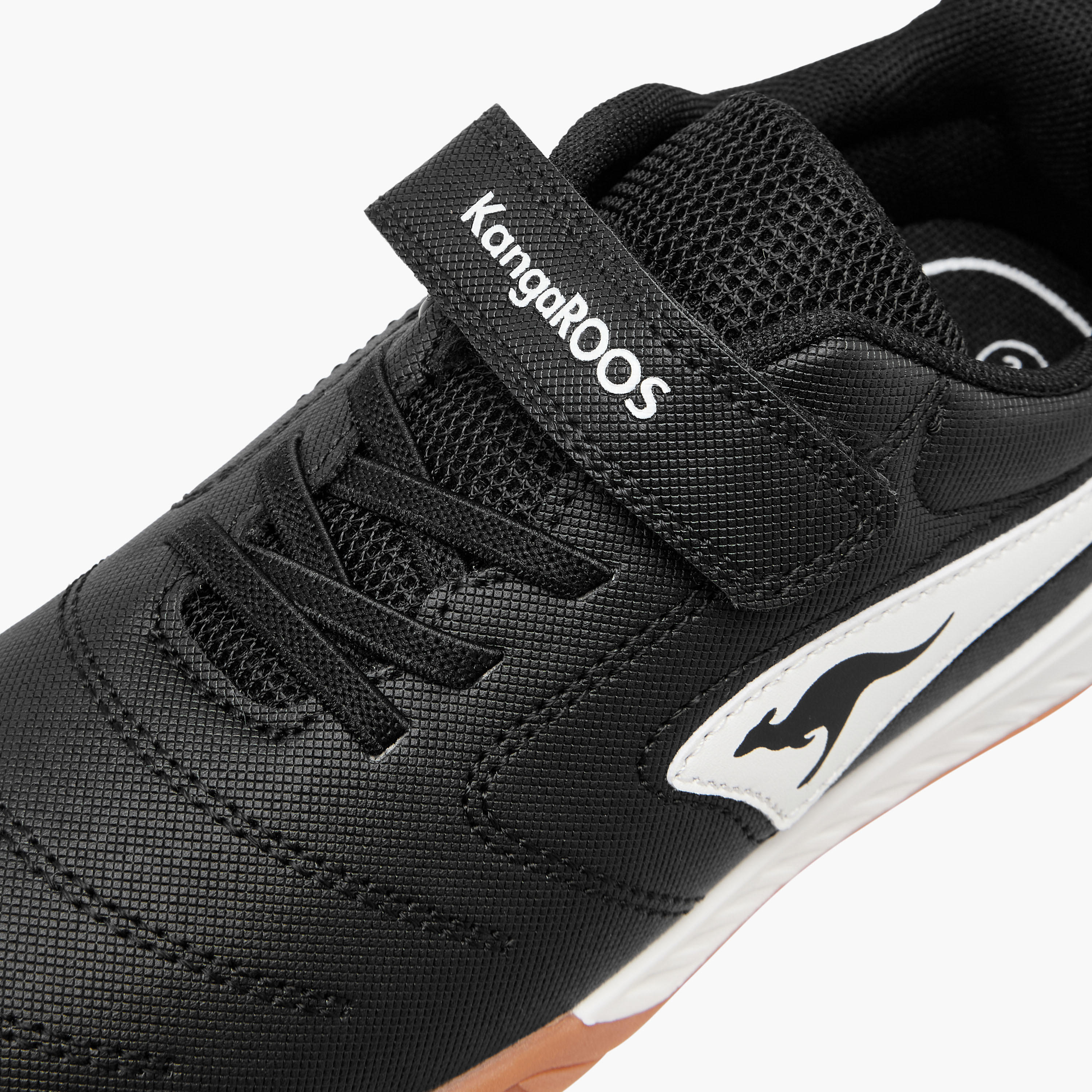 حذاء سنيكرز بشريط إغلاق لاصق وزخارف شعار للأولاد من كانجاروز-boys-shoes-sneakers-image-4