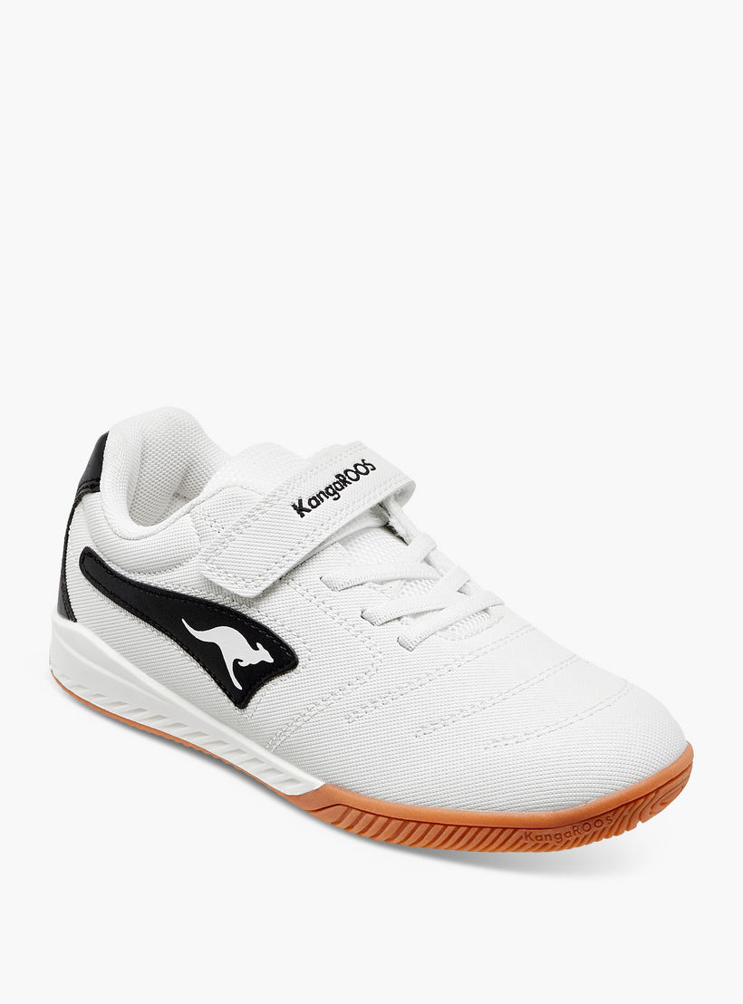 حذاء سنيكرز بشريط إغلاق لاصق وزخارف شعار للأولاد من كانجاروز-boys-shoes-sneakers-image-2