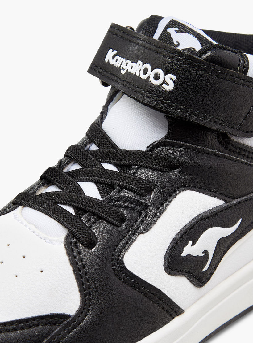 حذاء سنيكرز بقوالب ملونة ورقبة عالية وشريط إغلاق لاصق للأولاد من كانجاروز-boys-shoes-sneakers-image-4