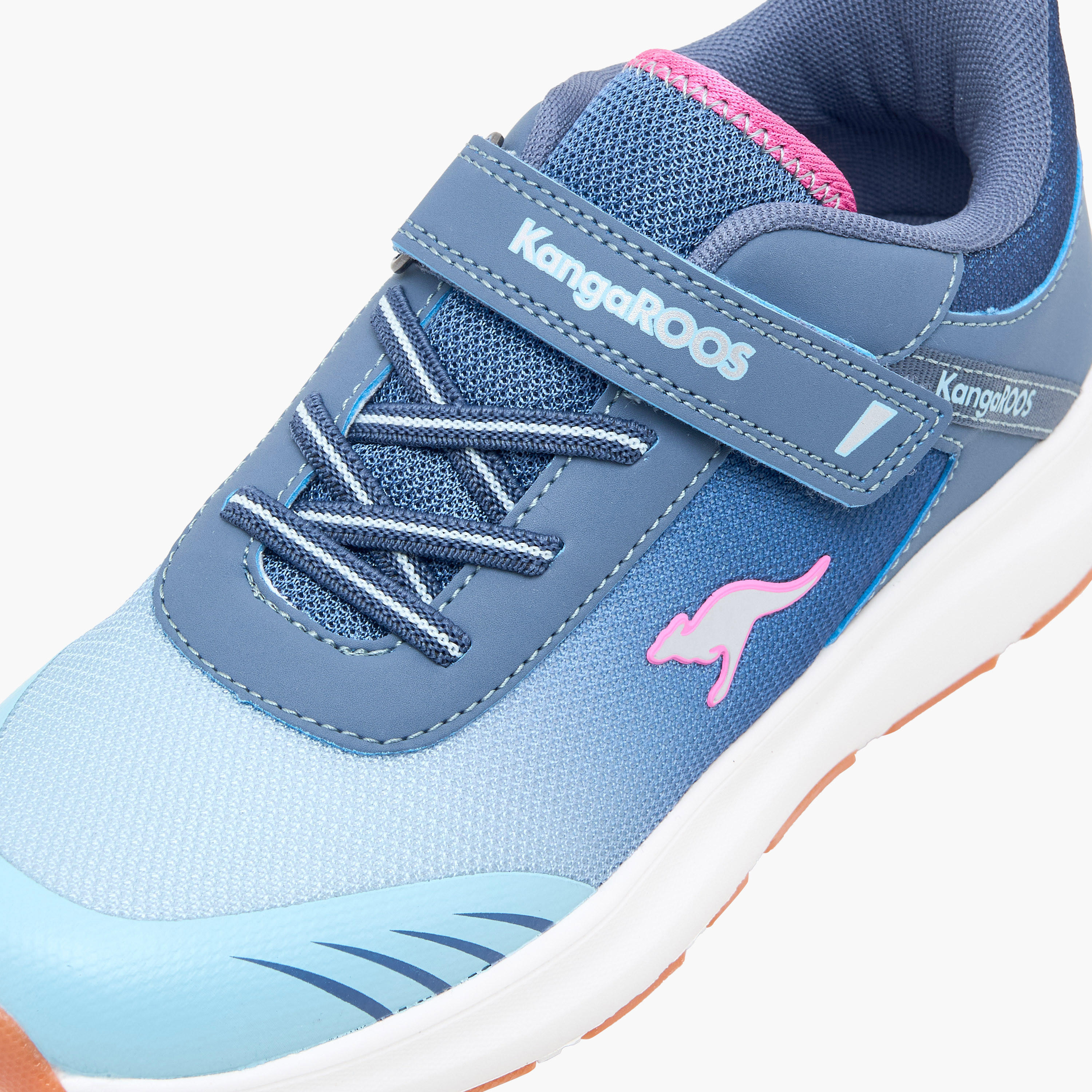 حذاء رياضي بشريط إغلاق لاصق للنساء من كانجاروز-girls-shoes-sports-image-4