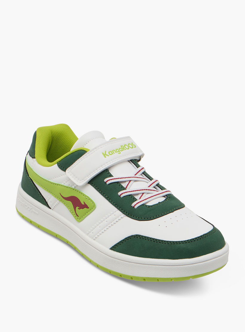 حذاء سنيكرز بشريط إغلاق لاصق وشعار للبنات من كانجاروز-girls-shoes-sneakers-image-2
