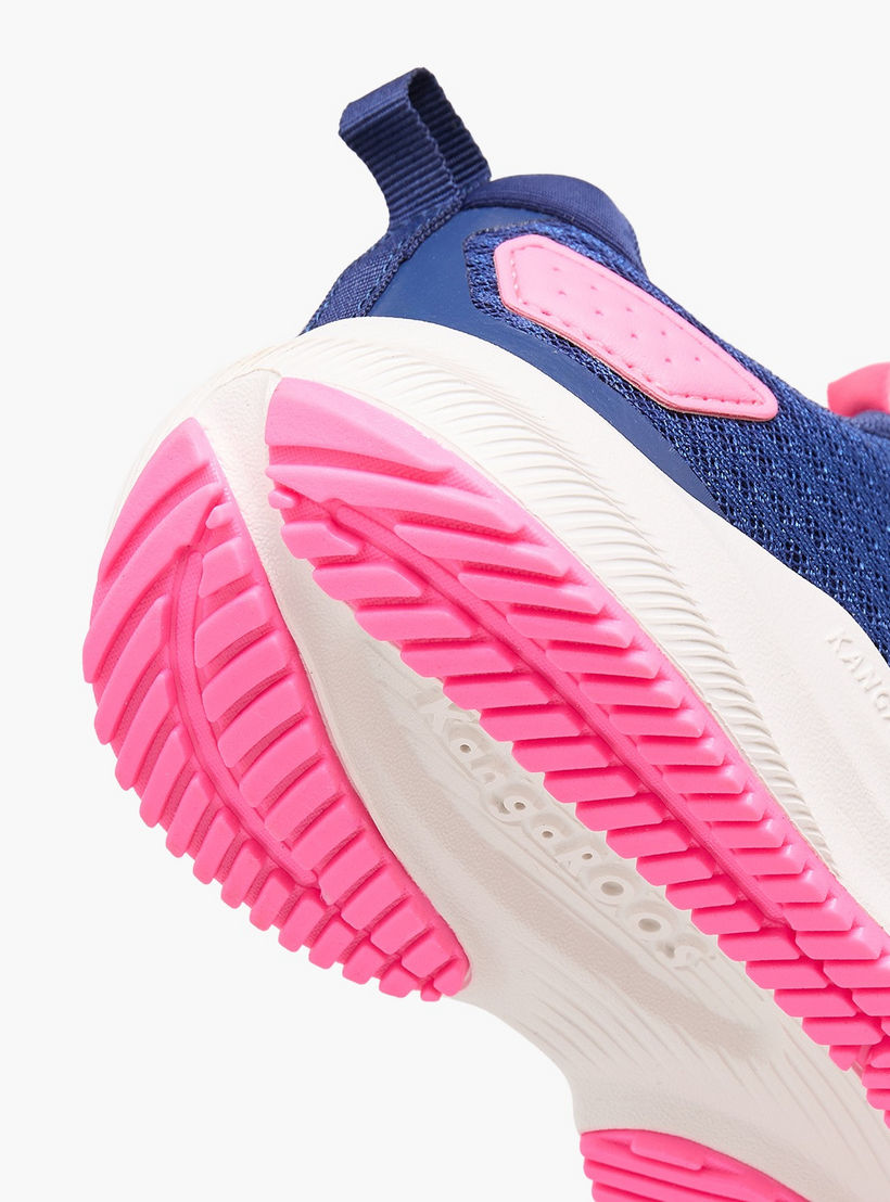 حذاء رياضي بشريط إغلاق لاصق للبنات من كانجاروز-girls-shoes-sneakers-image-5