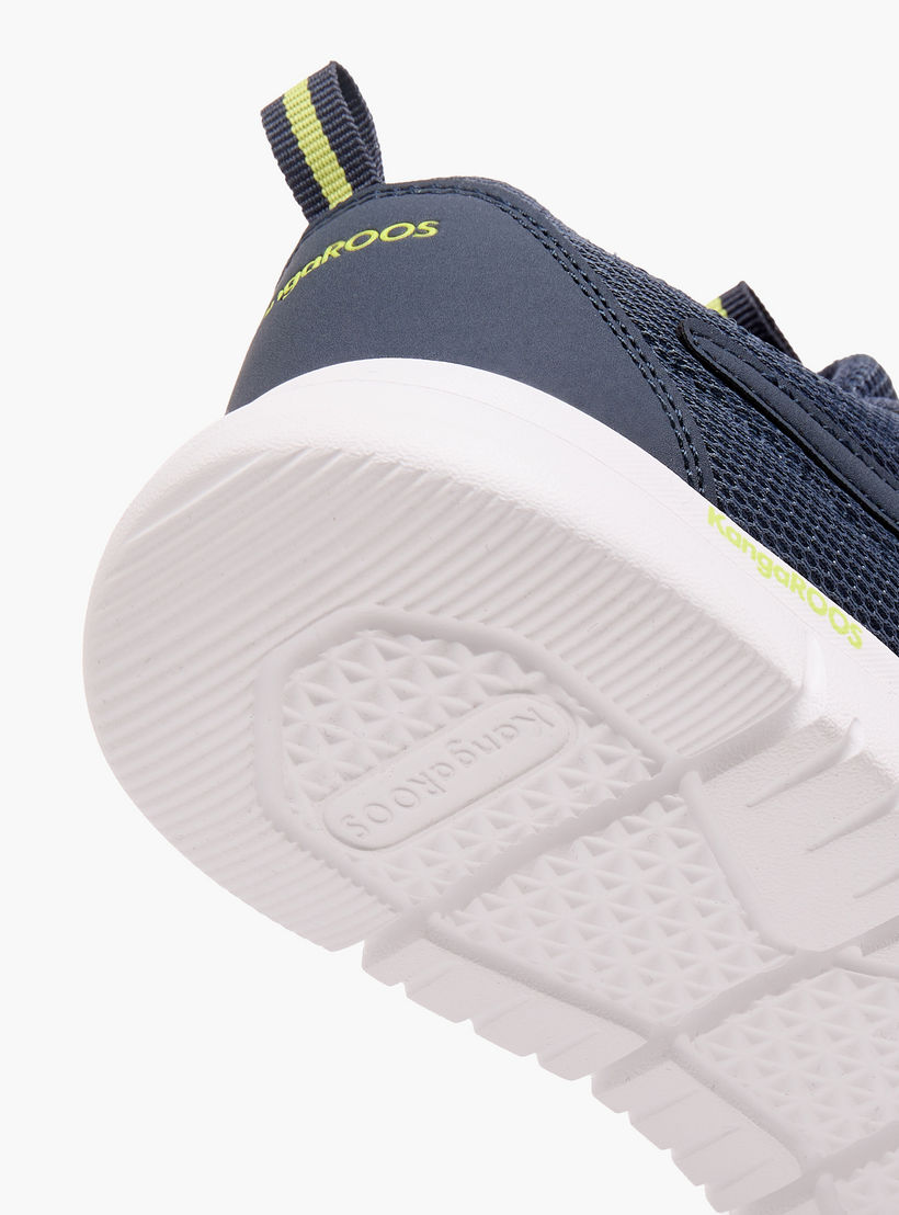 حذاء رياضي بشريط إغلاق لاصق من كانغاروز-boys-shoes-sports-image-5