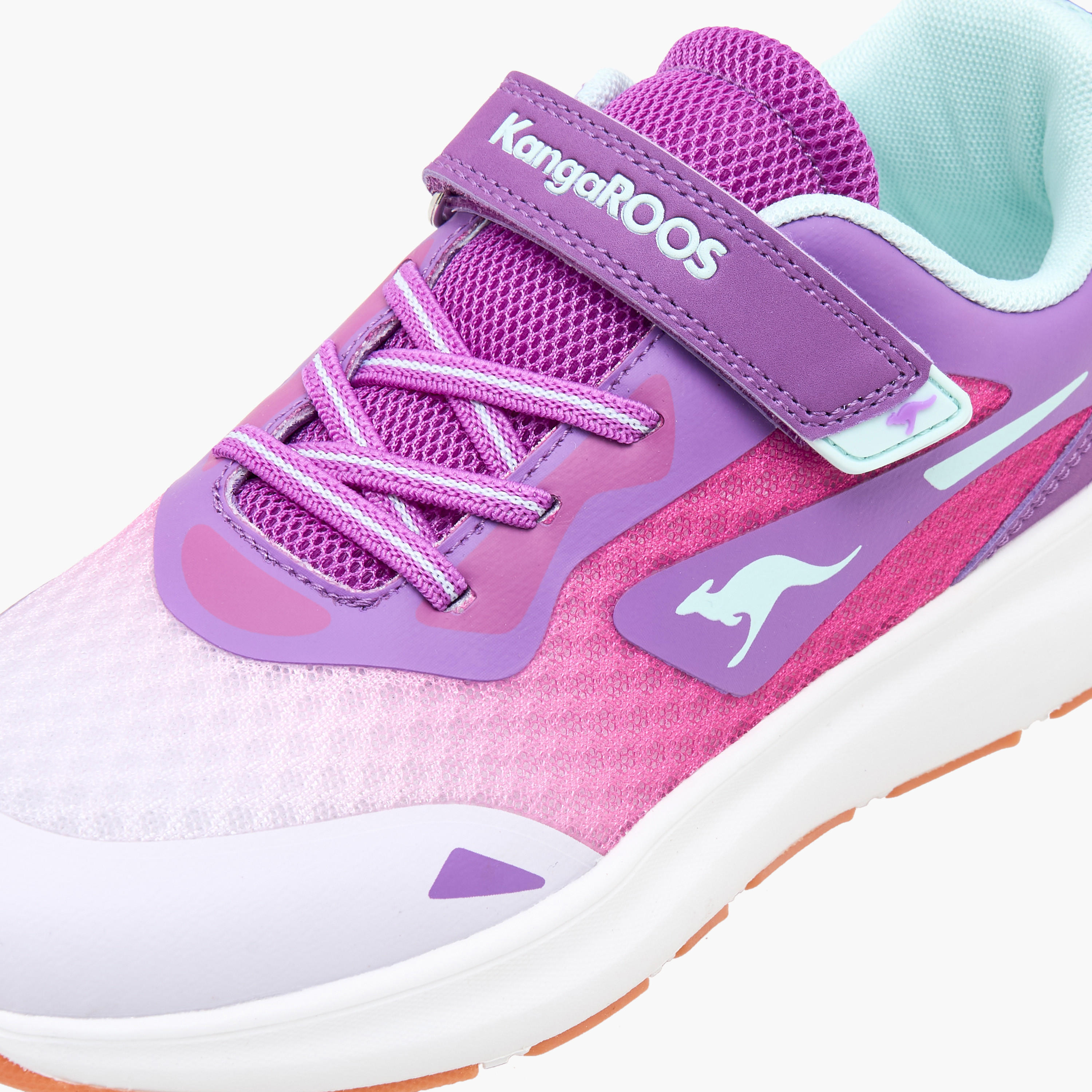حذاء رياضي بشريط إغلاق لاصق للبنات من كانجاروز-girls-shoes-sports-image-4