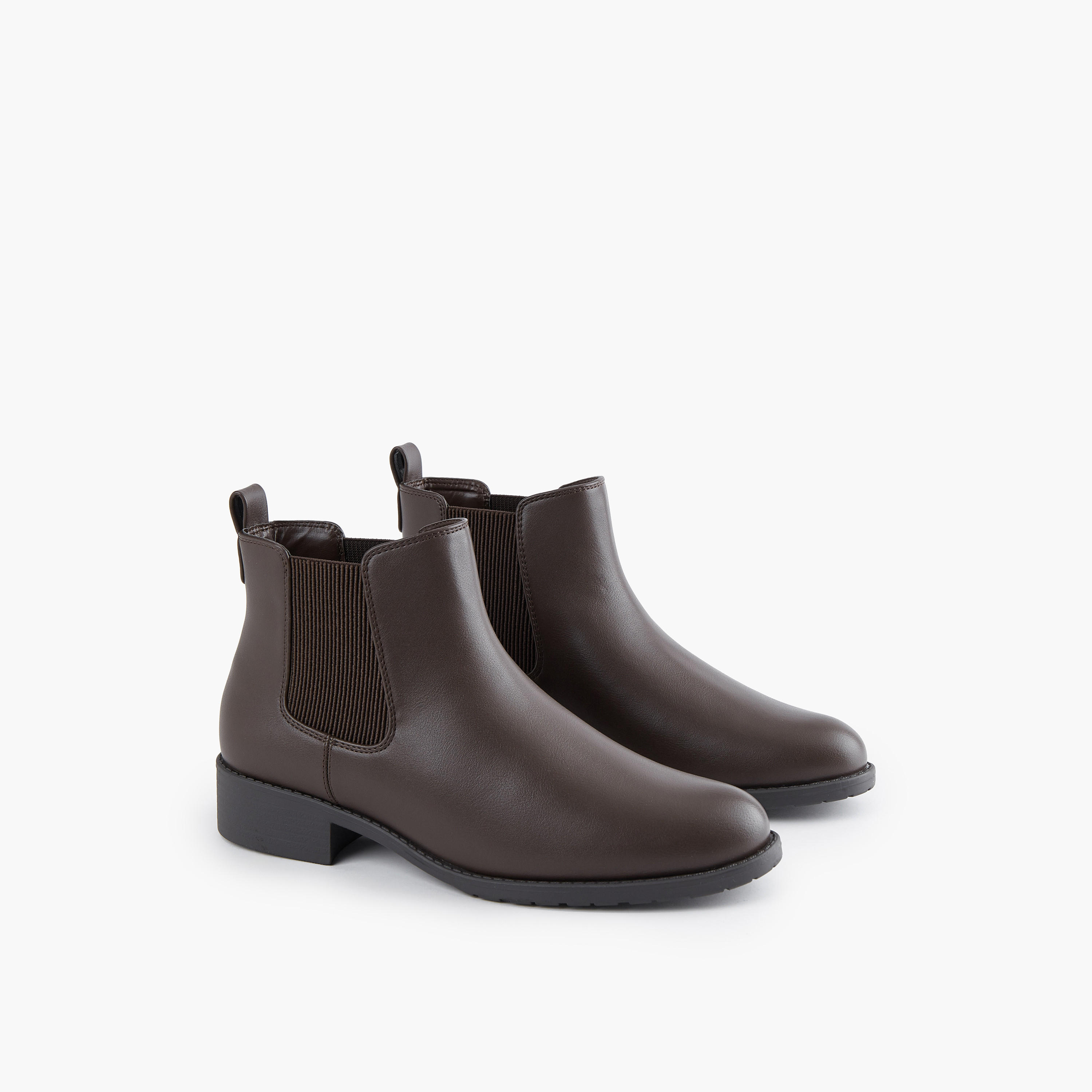 بوت تشيلسي سادة بكعب سميك ولسان سحب للنساء من سيليست-women-shoes-boots-image-1