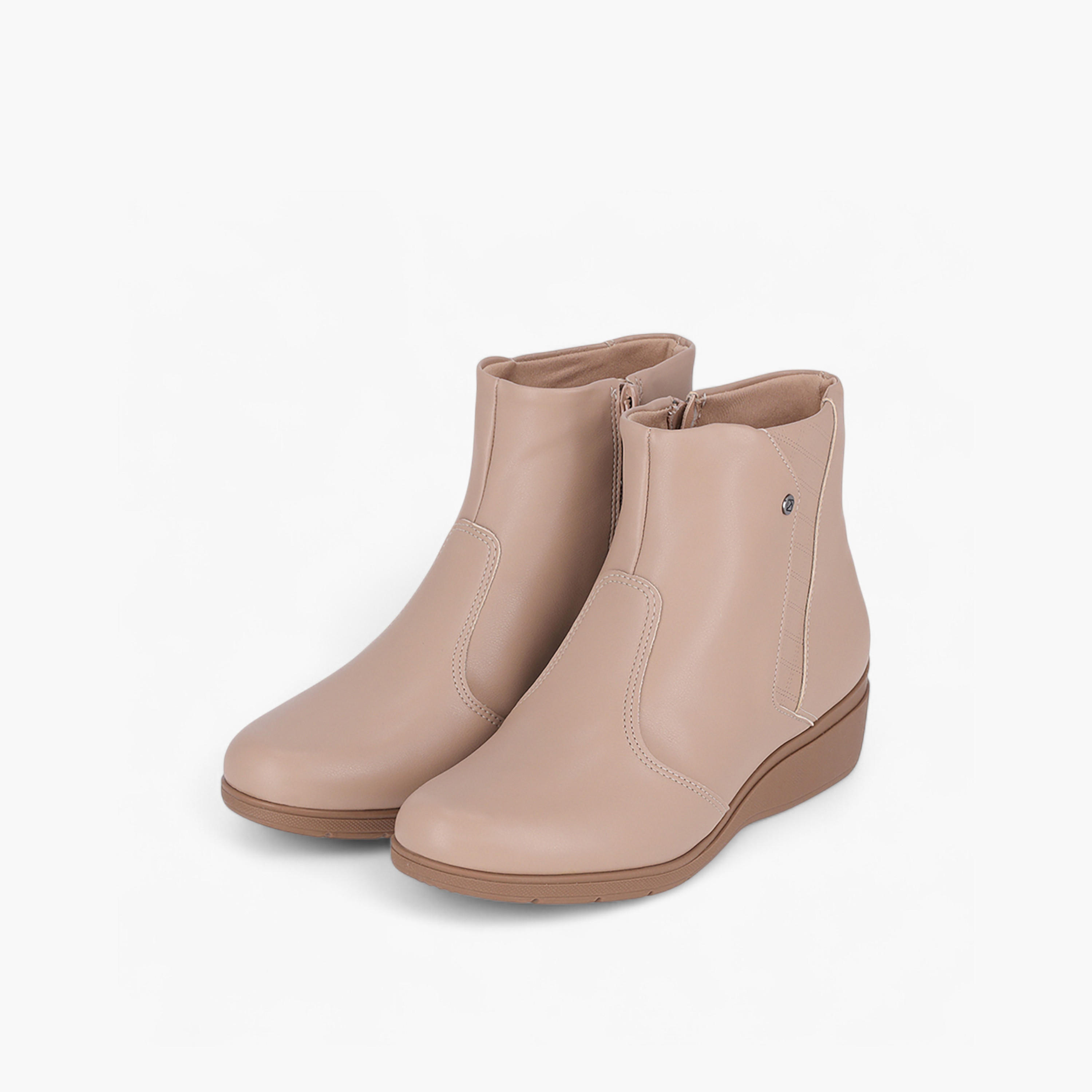 بوت بطول الكاحل وسحاب إغلاق للنساء من بيكاديلي-women-shoes-boots-image-1