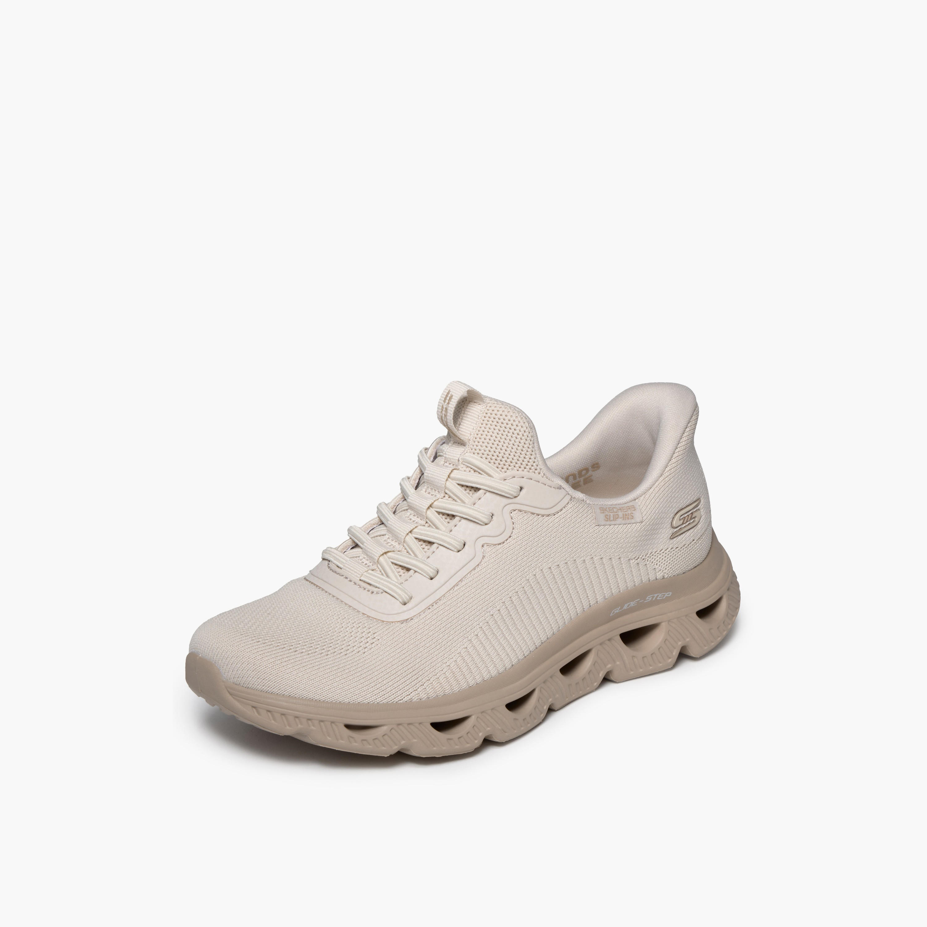 حذاء رياضي برباط إغلاق للنساء من سكيتشرز-sports-women-shoes-image-4