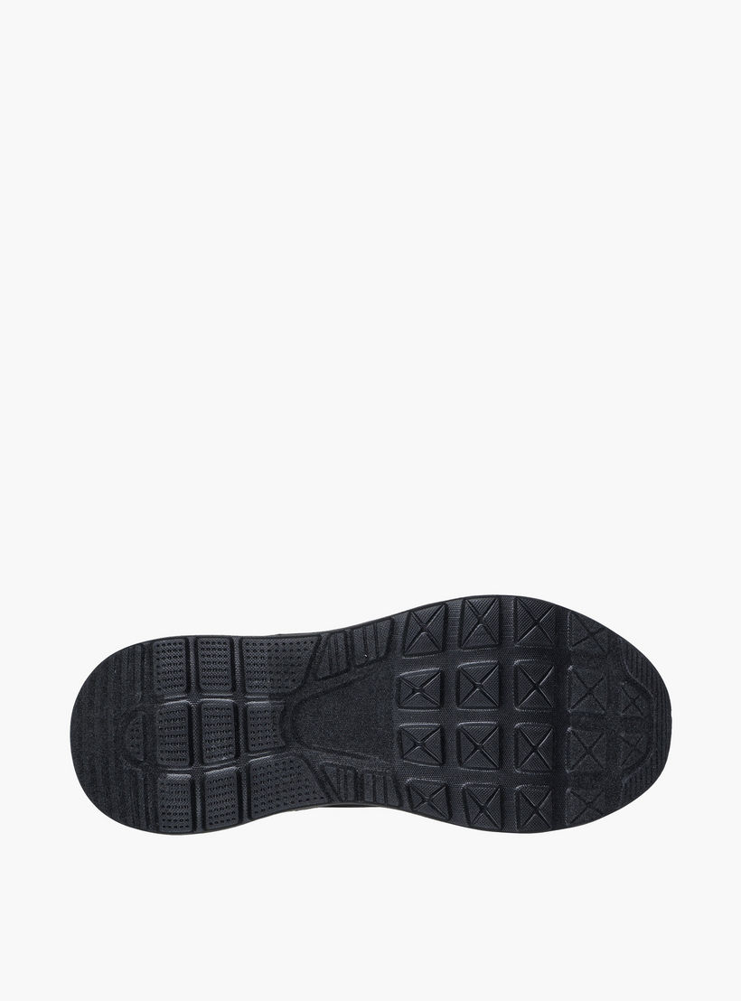 حذاء رياضي برباط إغلاق للرجال من سكيتشرز-sports-men-shoes-image-4