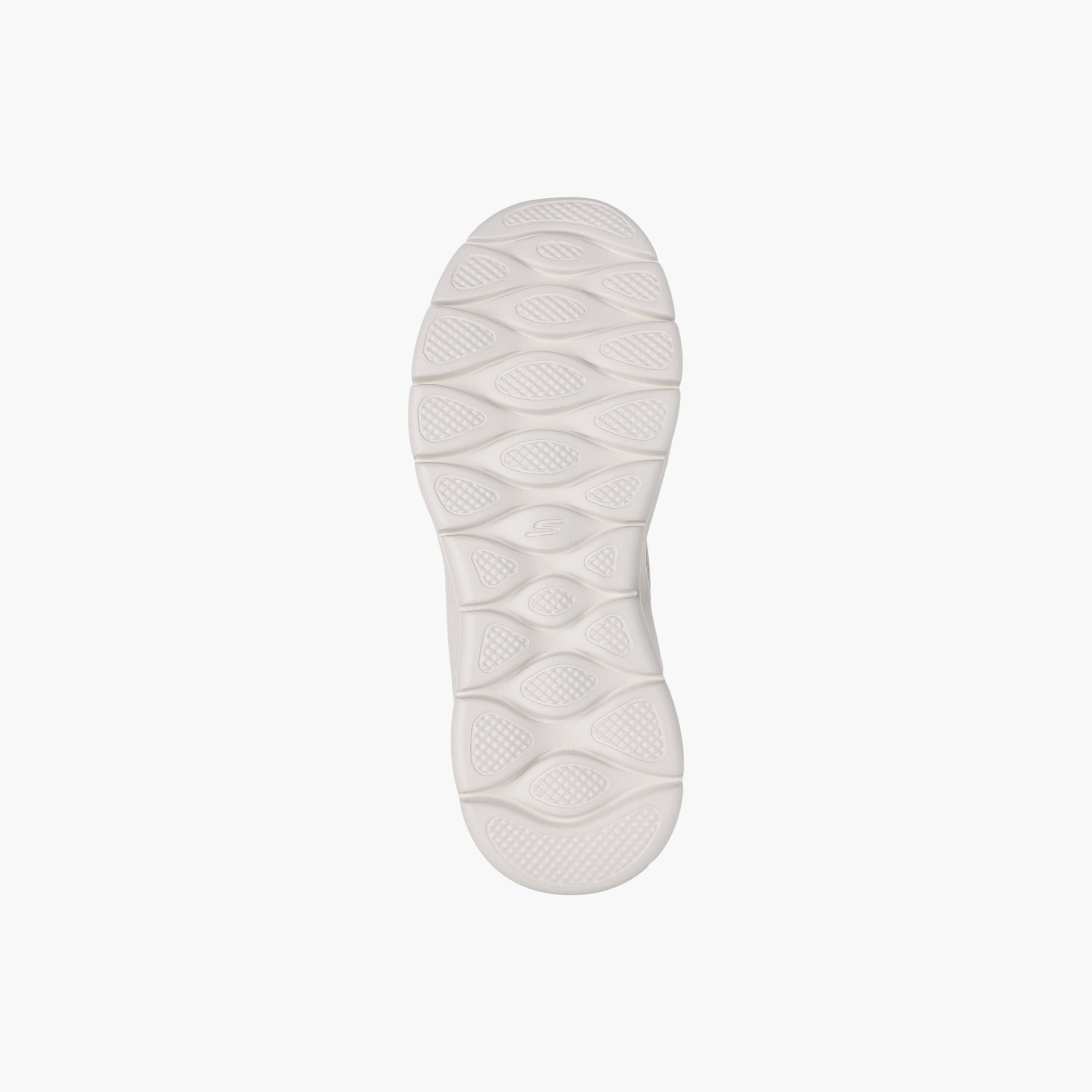حذاء رياضي برباط إغلاق "جو ووك" للنساء من سكيتشيرز - 125515-TPLV-sports-women-shoes-image-5