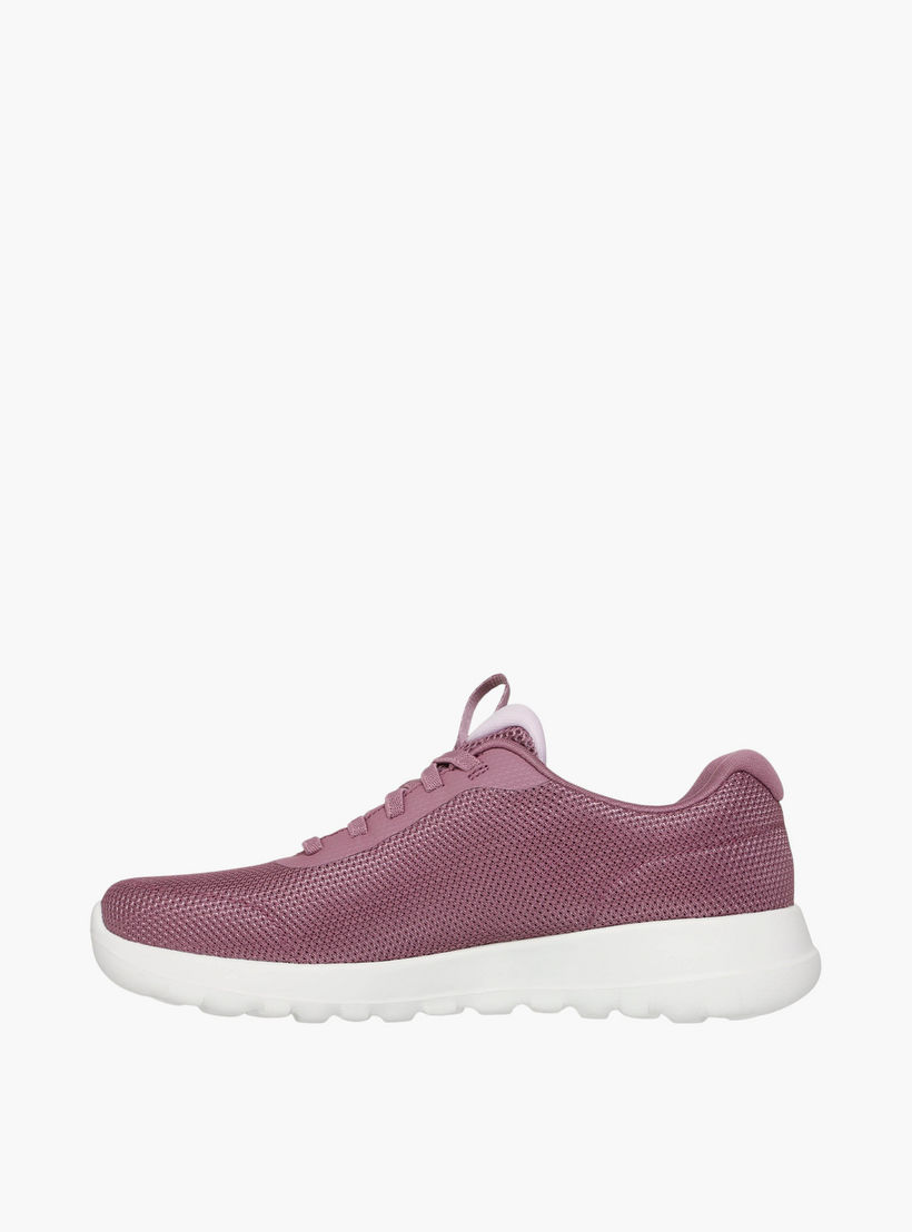 حذاء رياضي برباط إغلاق للنساء من سكيتشرز - 125710-MVE-sports-women-shoes-image-4