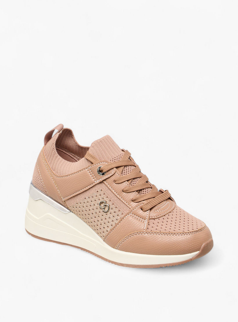 حذاء سنيكرز بارز الملمس برباط إغلاق وكعب عريض للنساء من سيليست-women-shoes-sneakers-image-3