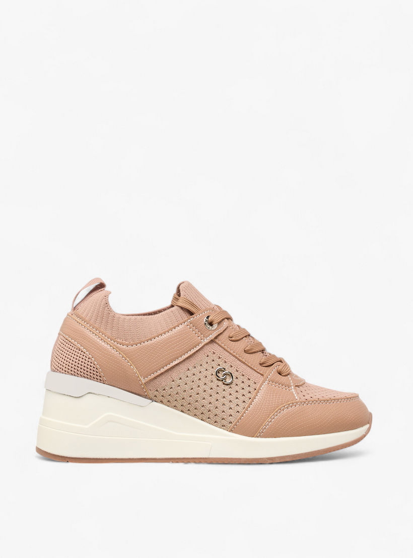 حذاء سنيكرز بارز الملمس برباط إغلاق وكعب عريض للنساء من سيليست-women-shoes-sneakers-image-4