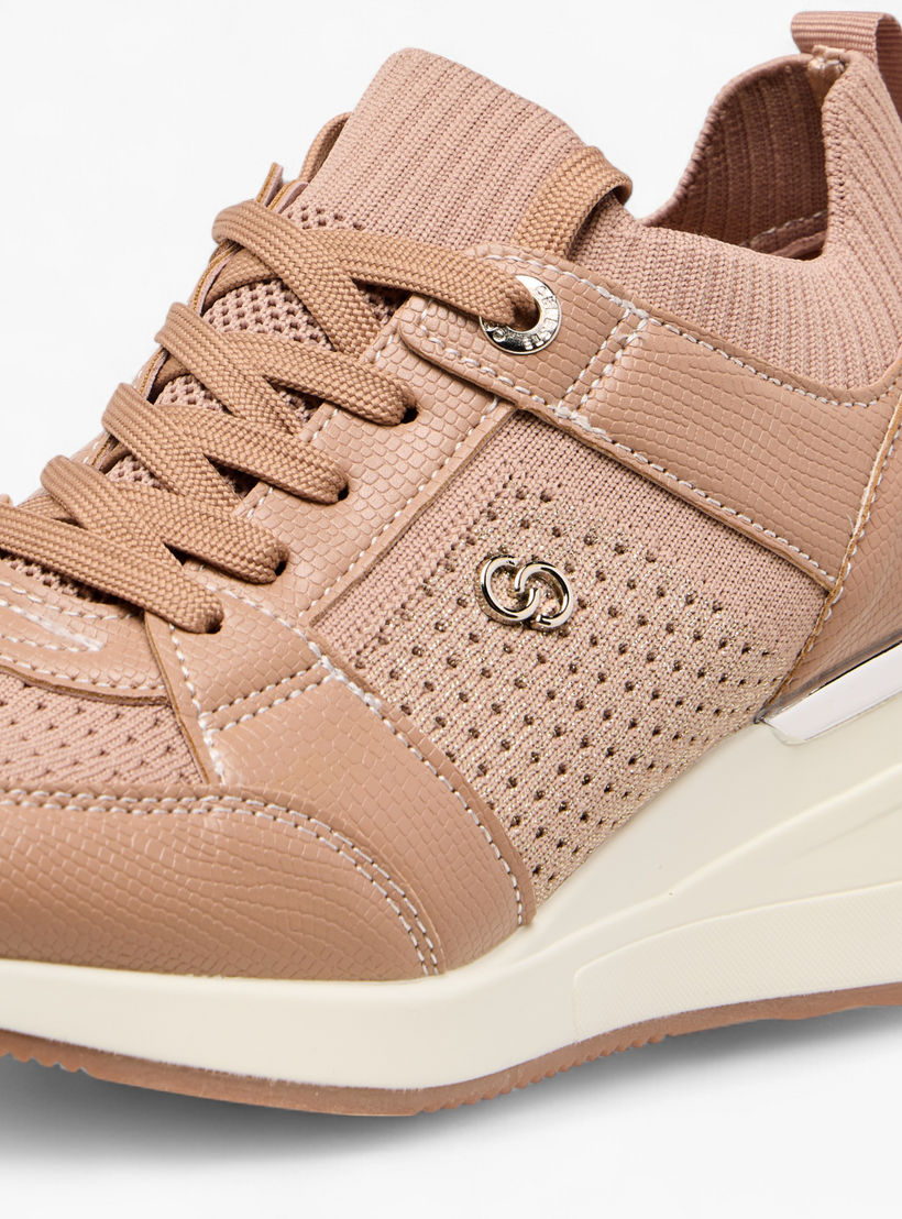 حذاء سنيكرز بارز الملمس برباط إغلاق وكعب عريض للنساء من سيليست-women-shoes-sneakers-image-5
