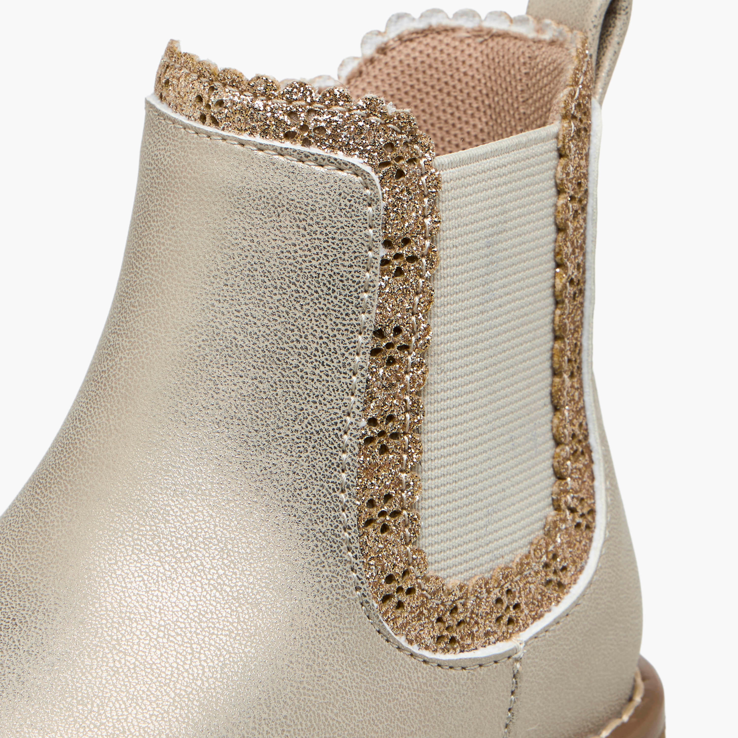 بوت بطول الكاحل بتفاصيل مقطوعة وسحاب إغلاق من جونيورز-girls-shoes-boots-image-4