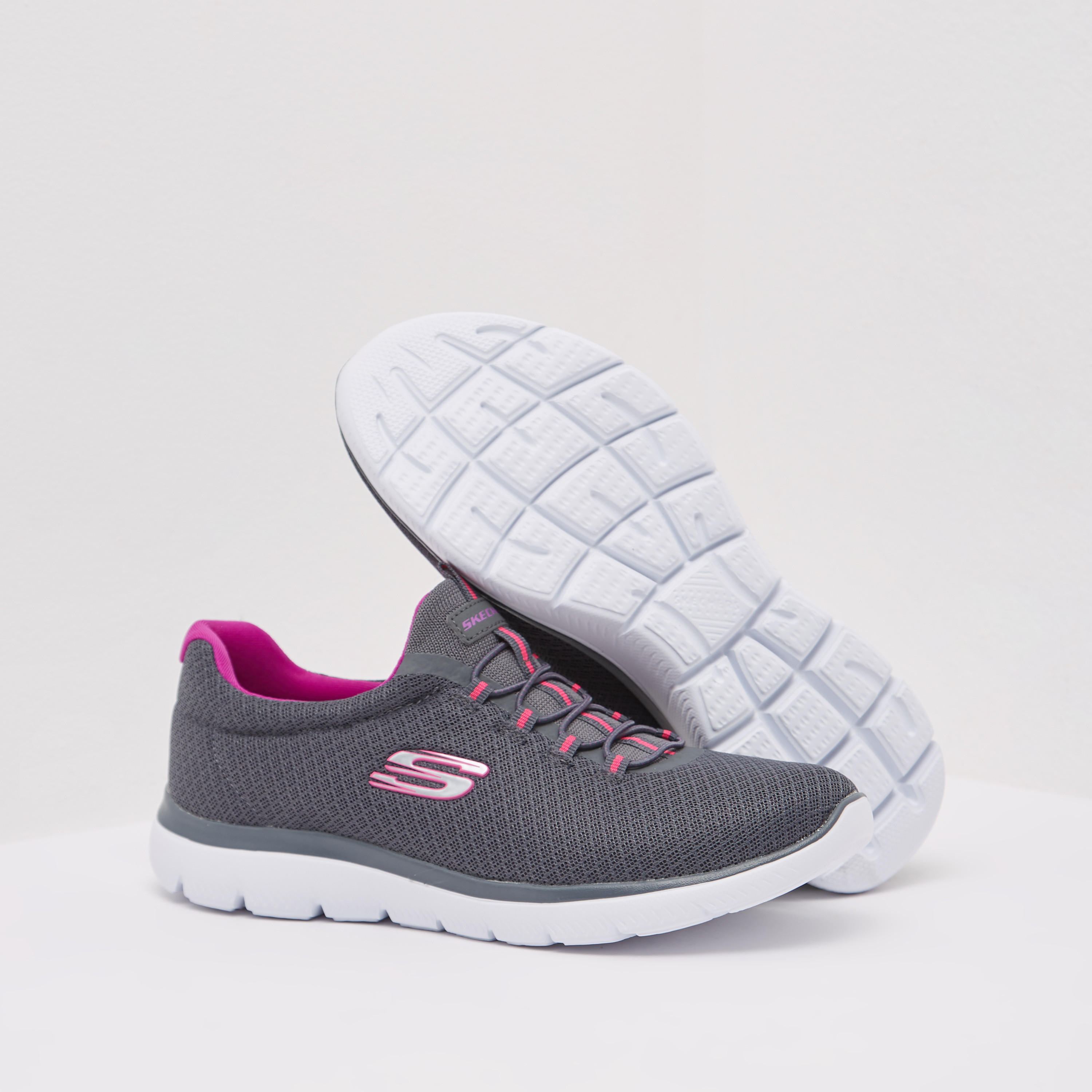 حذاء مشي بارز الملمس للنساء من سكتشرز-women-shoes-sneakers-image-4