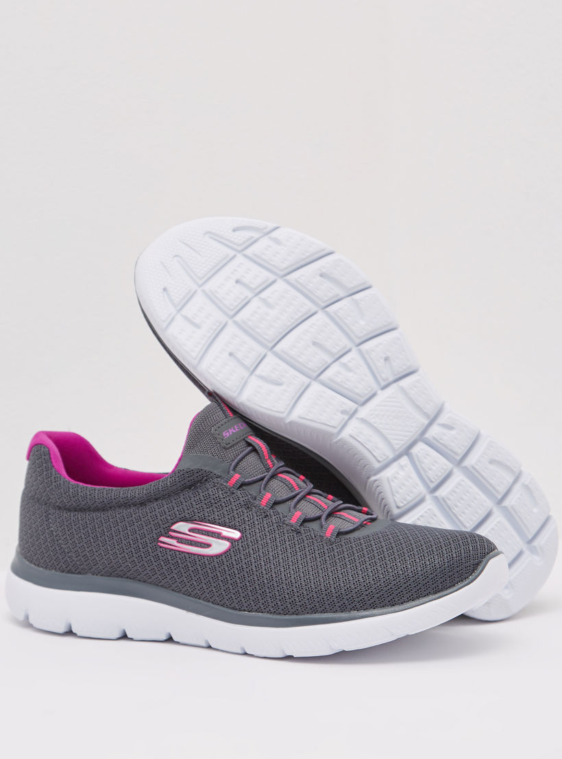 حذاء مشي بارز الملمس للنساء من سكتشرز-women-shoes-sneakers-image-4