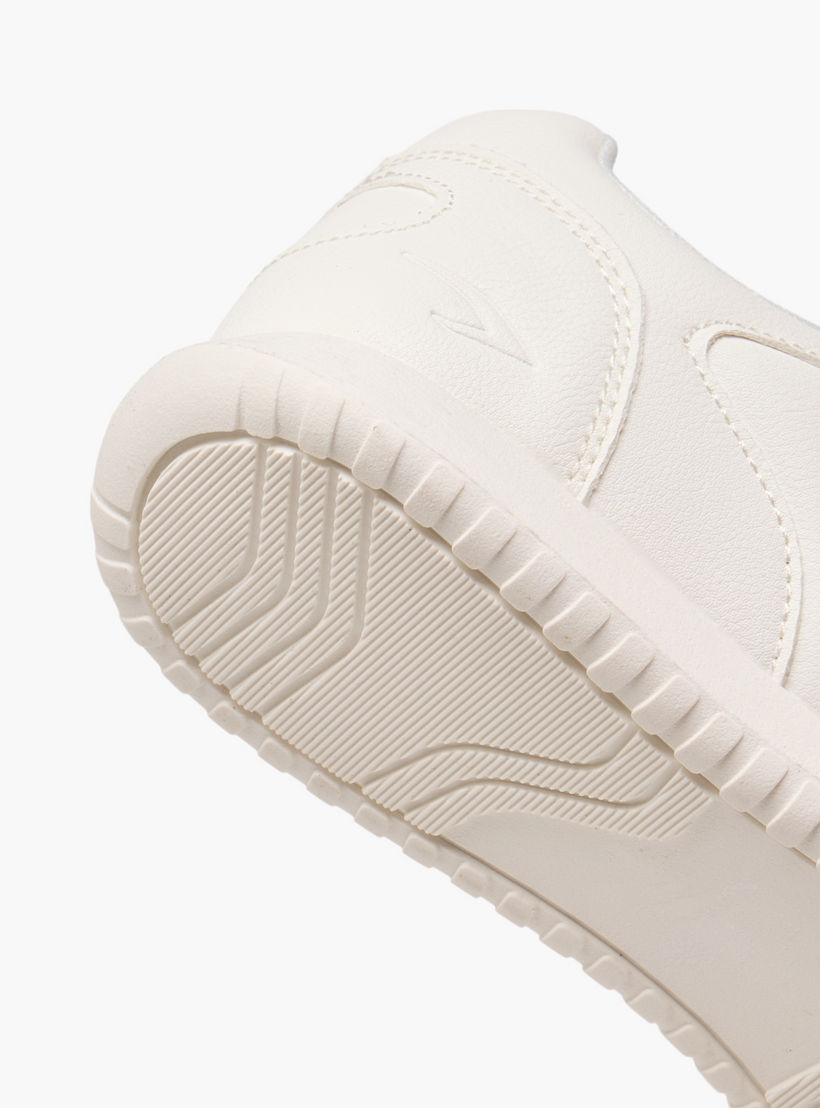 Dash Logo Detail Sports Shoes with Lace-Up Closure-women-shoes-sports-image-6