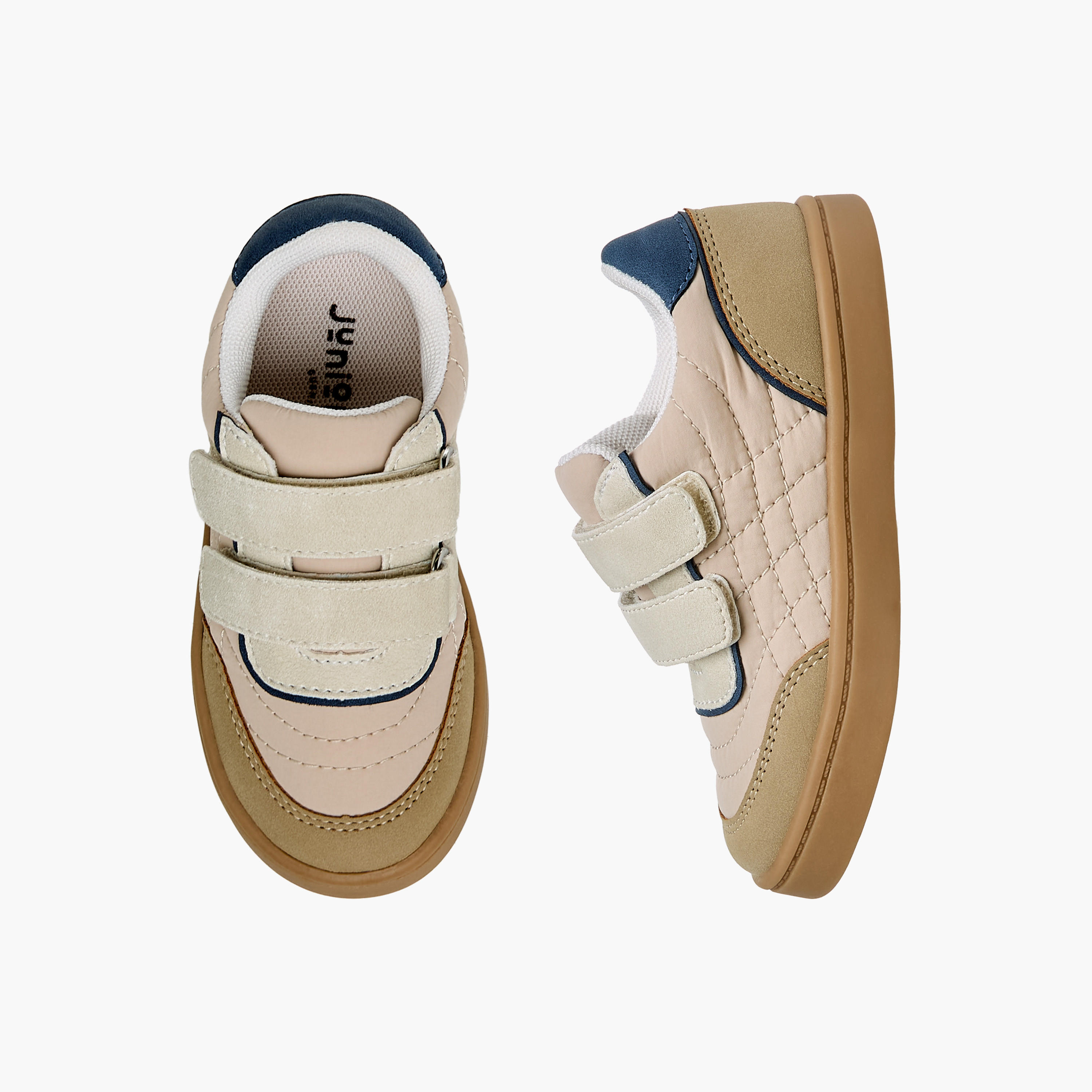 حذاء سنيكرز بشريط إغلاق لاصق للأولاد من جونيورز-boys-shoes-sneakers-image-1
