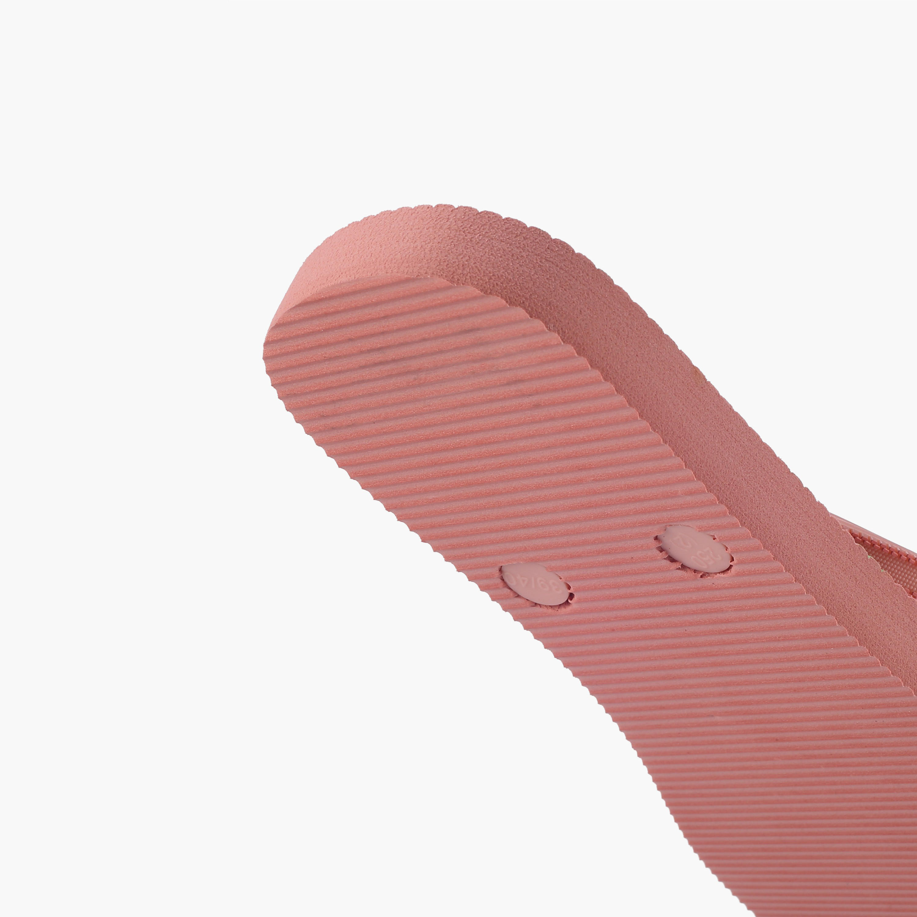 شبشب بطبعات زهرية للنساء من سيليست-women-shoes-flipflopsandslides-image-4