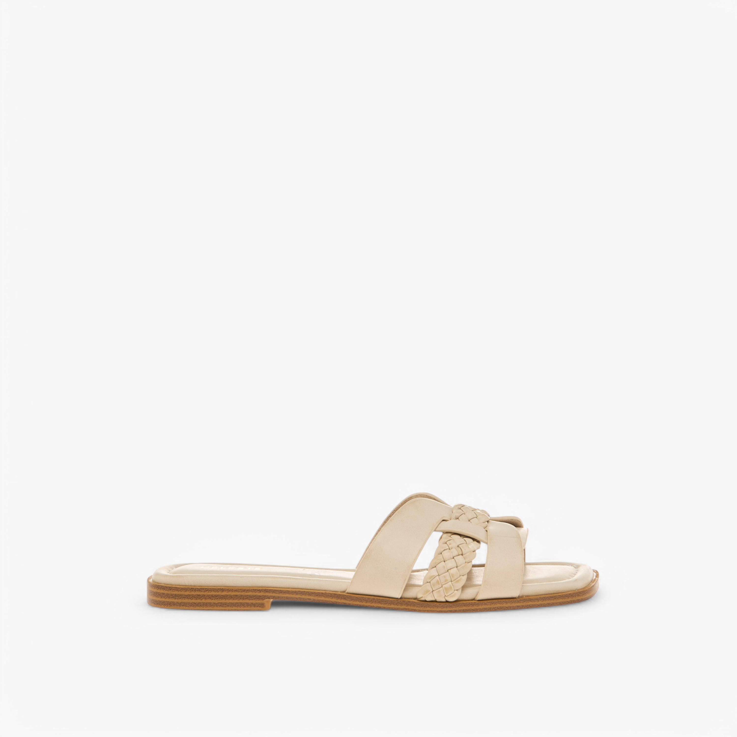 صندل سهل الارتداء وبارز الملمس للنساء من سيليست-women-shoes-flats-sandals-image-3