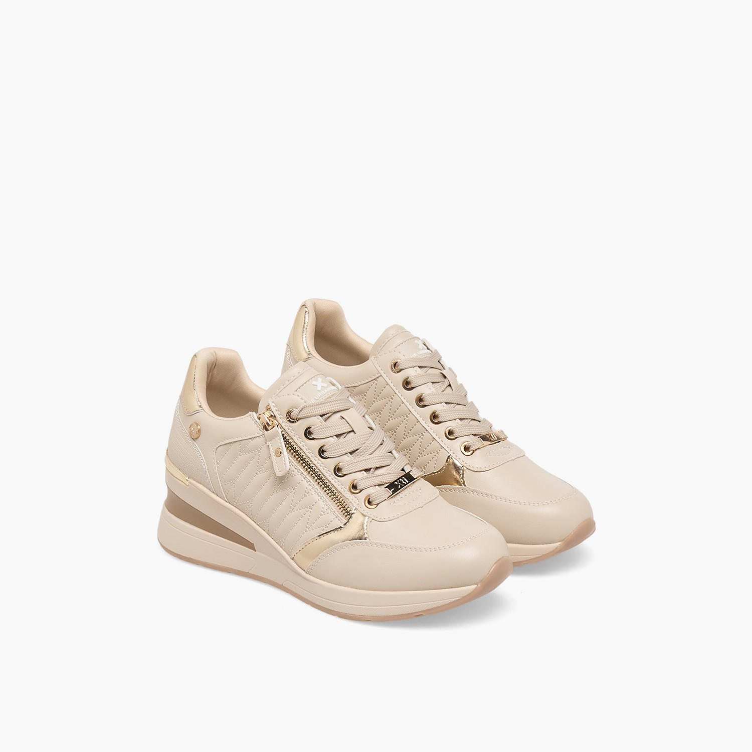 حذاء سنيكرز نسائي برقبة كاحل بكعب إسفين ومخطط من إكس تي آي-women-shoes-sneakers-image-1