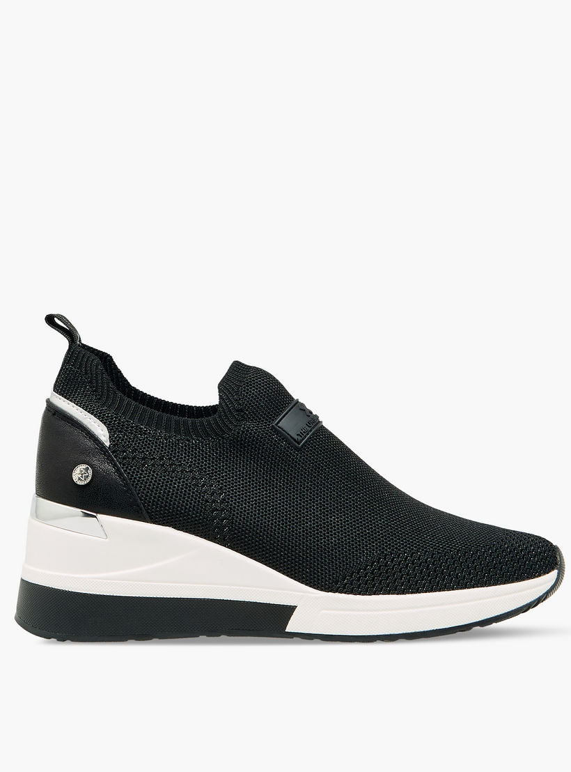XTI Women Textured Slip-On Ankle Sneakers-women-shoes-sneakers-image-3