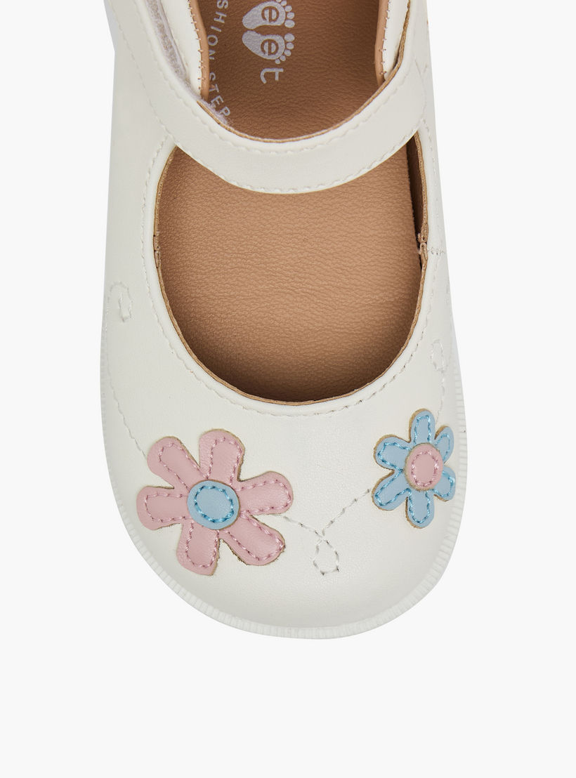 حذاء ماري جين مطرز بالزهور للبنات من بيرفيت-girls-shoes-maryjanes-image-4