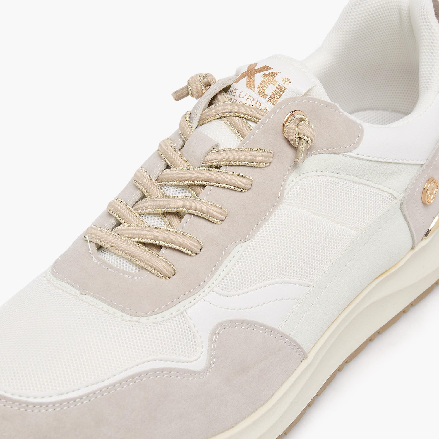 حذاء سنيكرز نسائي برقبة كاحل بارز الملمس من إكس تي آي-women-shoes-sneakers-image-4