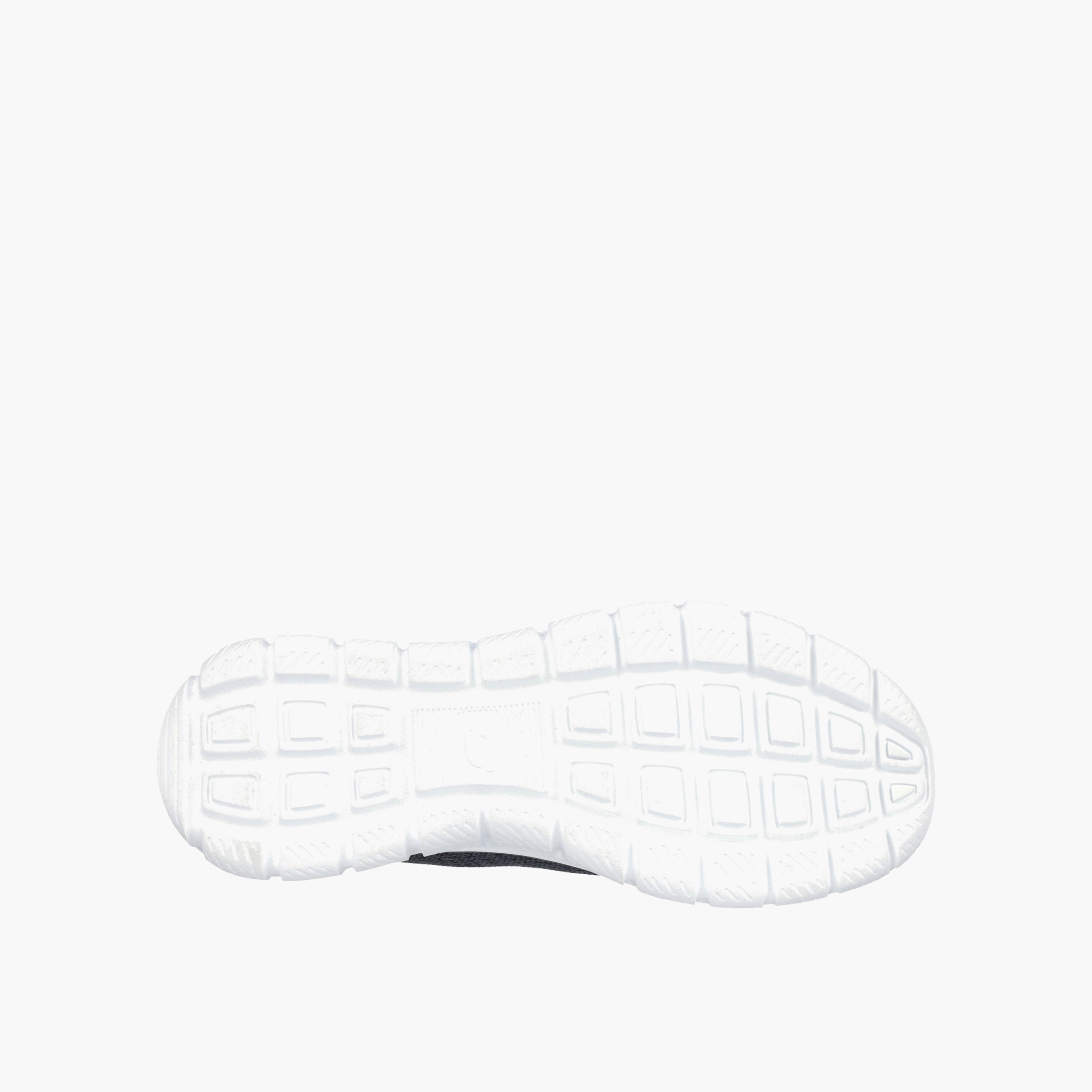 حذاء رياضي برباط للنساء من تراك من سكيتشرز-sports-women-shoes-image-3