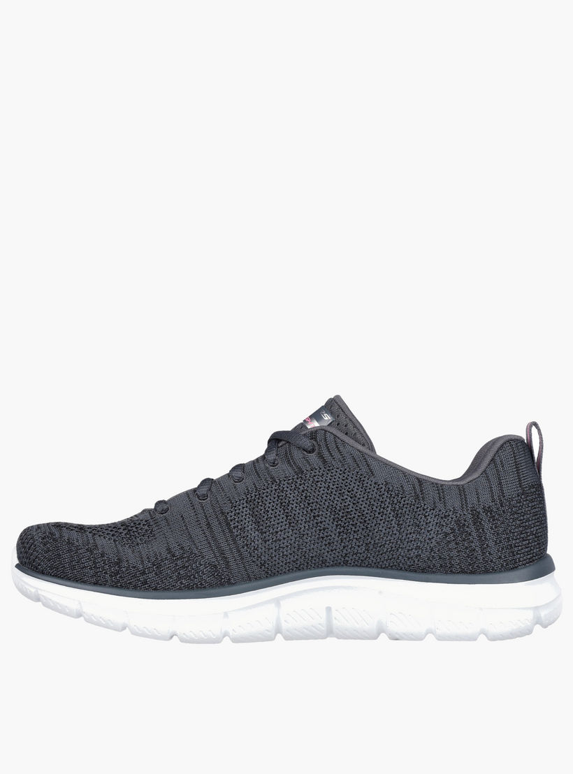 حذاء رياضي برباط للنساء من تراك من سكيتشرز-sports-women-shoes-image-5