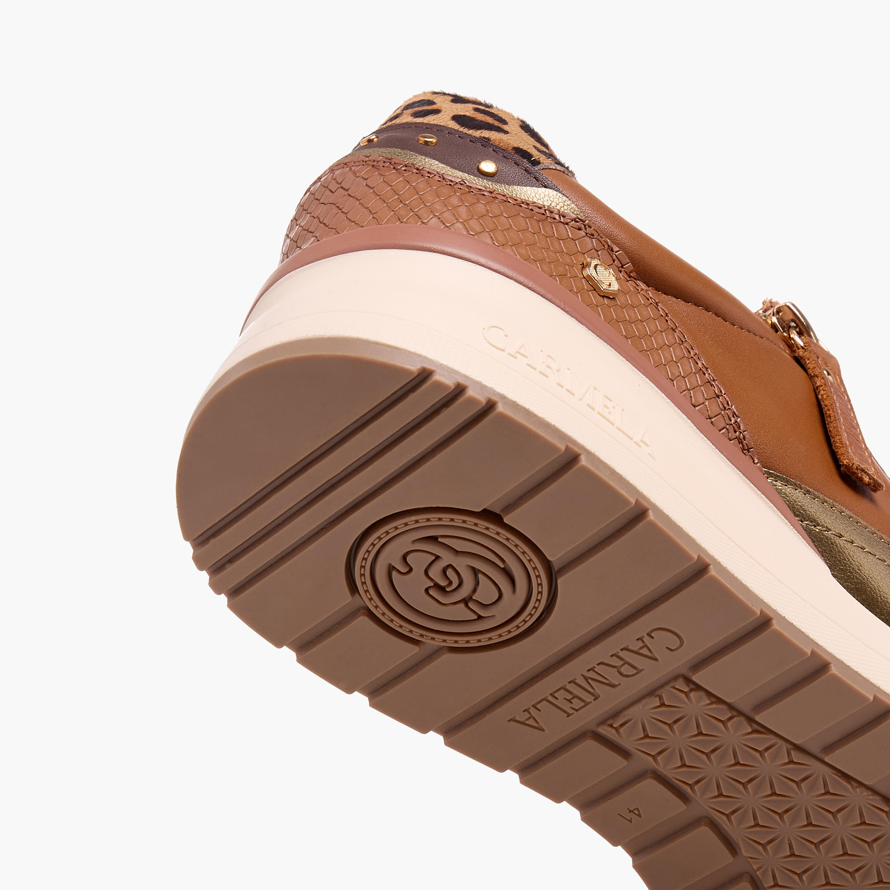 حذاء سنيكرز بقوالب ملونة وطول الكاحل ورباط إغلاق للنساء من كارميلا-women-shoes-sneakers-image-5
