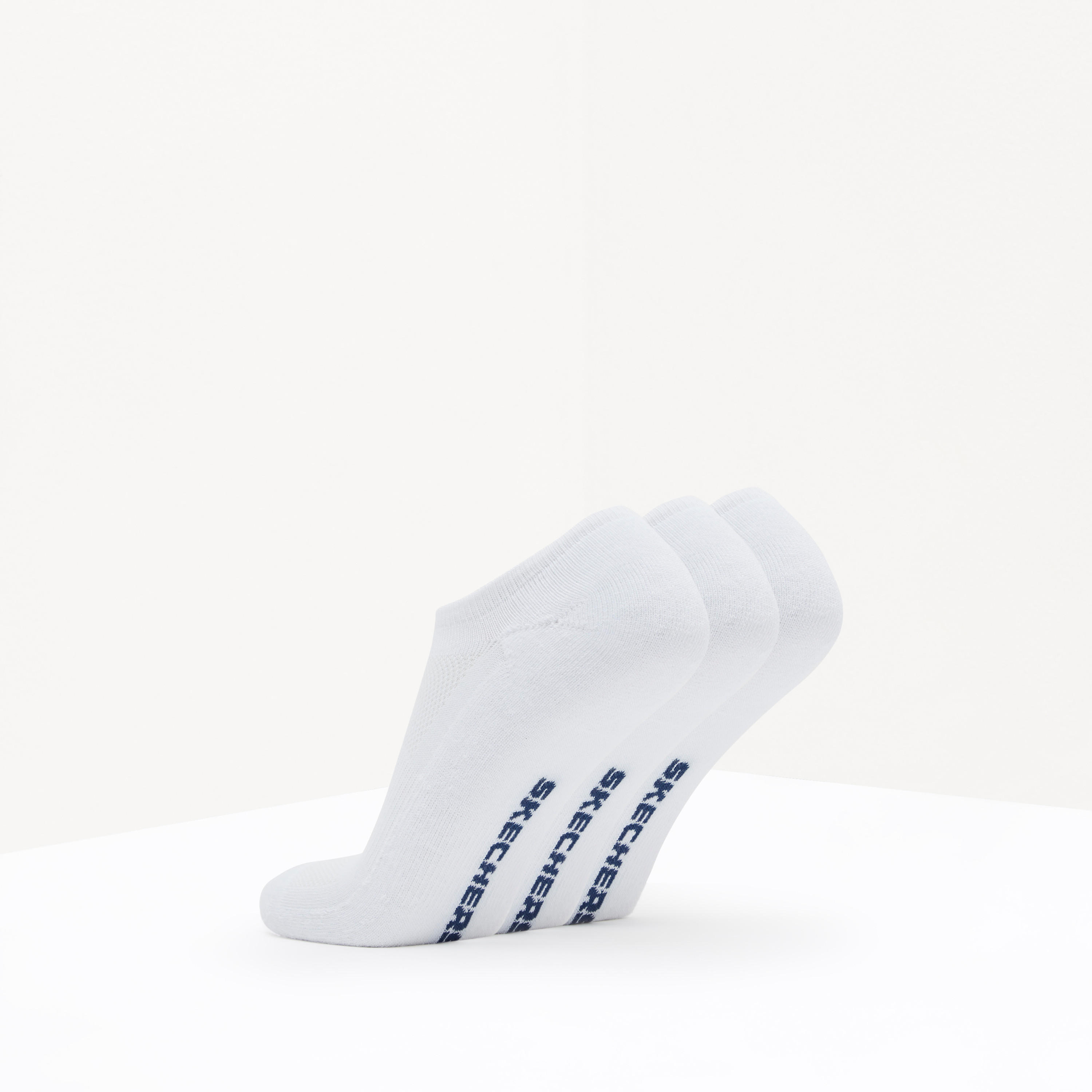 جوارب رياضية بطول الكاحل من سكيتشرز - طقم من 3 قطع-men-socks-image-2