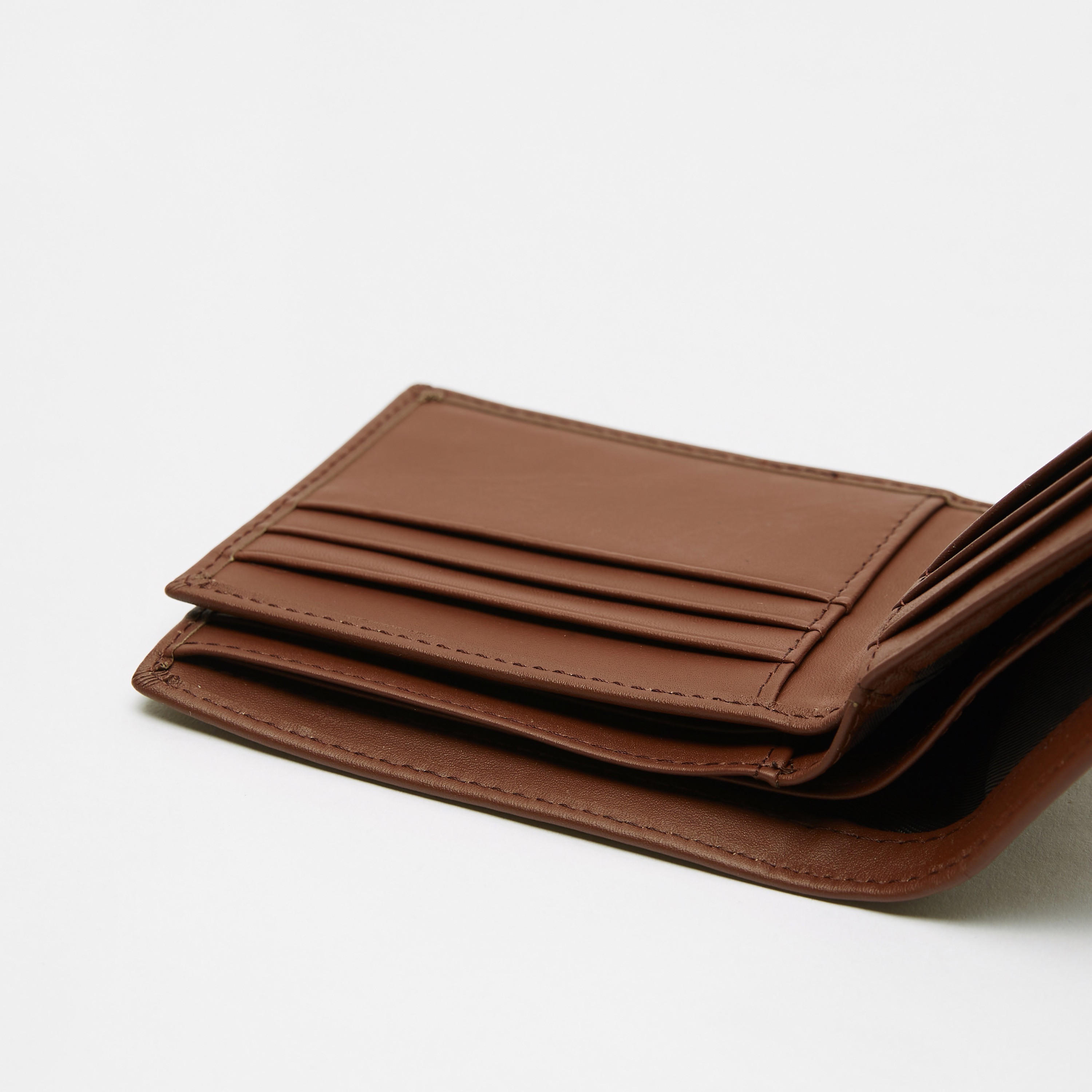 محفظة سادة بطيّة ثنائية من دوتشيني-men-beltsandwallets-wallets-image-5