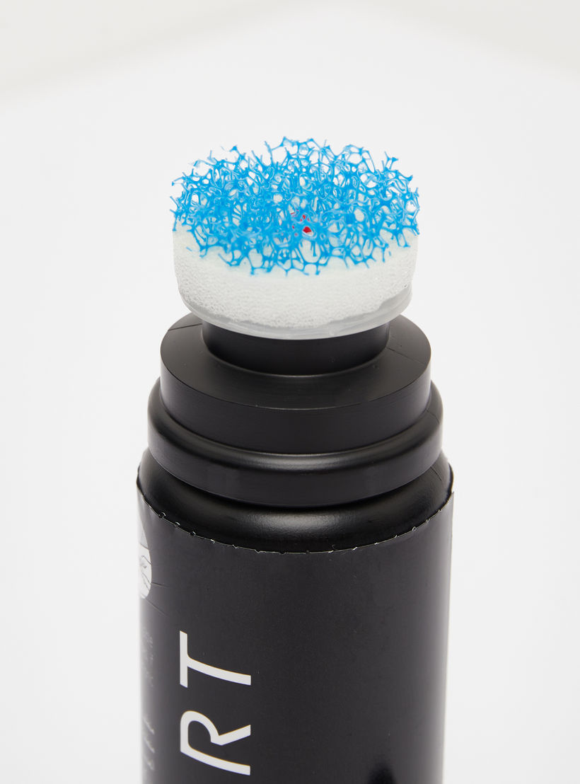 Sports Shoes Cleaner-men-shoes-shoecare-image-3