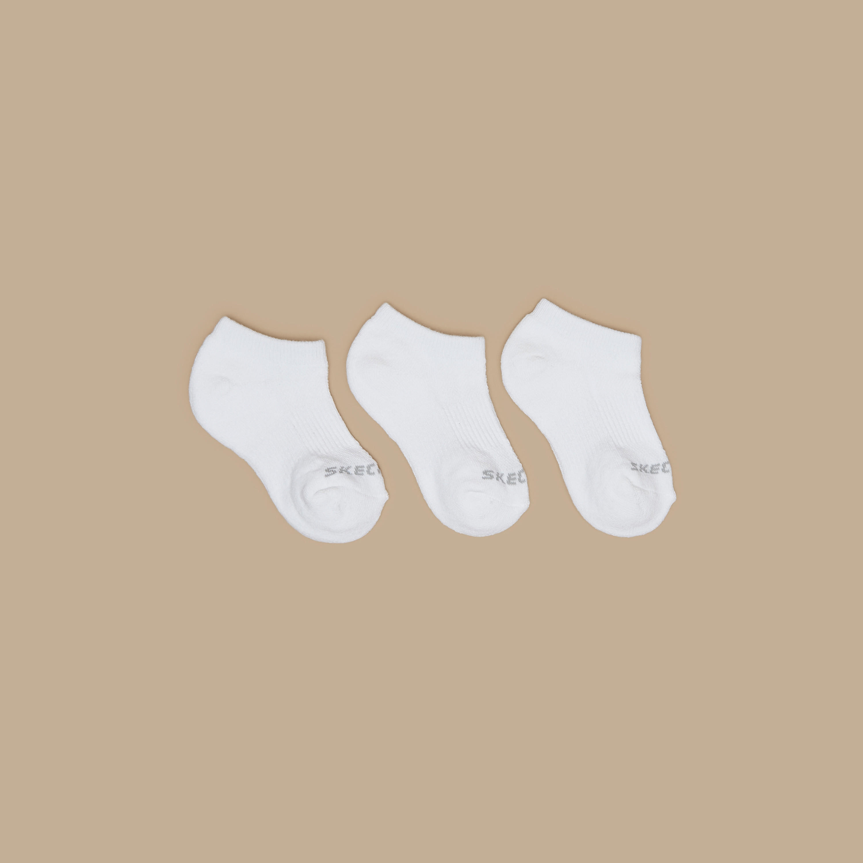 جوارب رياضية غير مرئية من سكيتشرز - طقم 3 أزواج-girls-accessories-socks-image-1