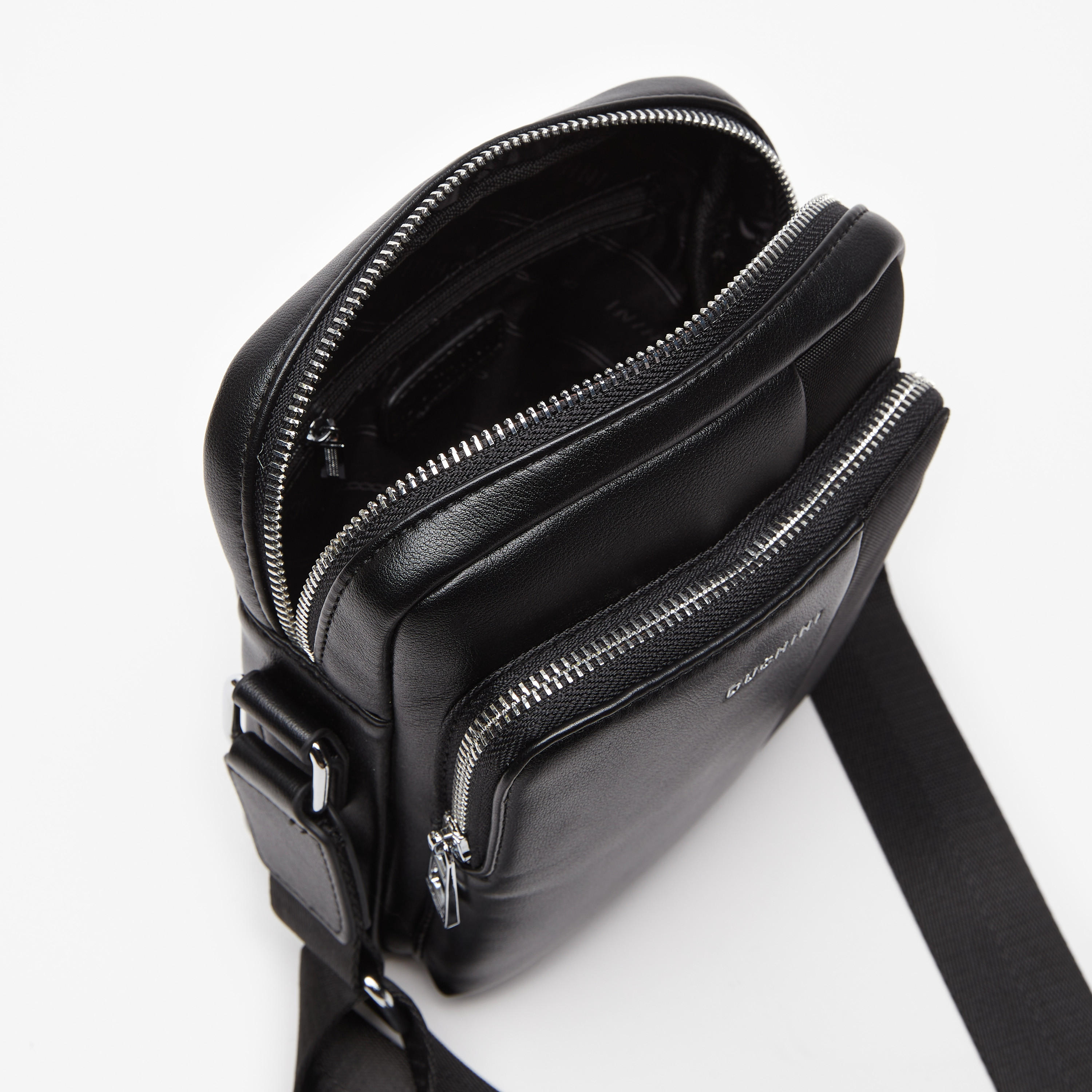 شنطة كروس بودي بألواح وسحاب إغلاق وحزام قابل للتعديل من دوتشيني-travel-accessories-image-4