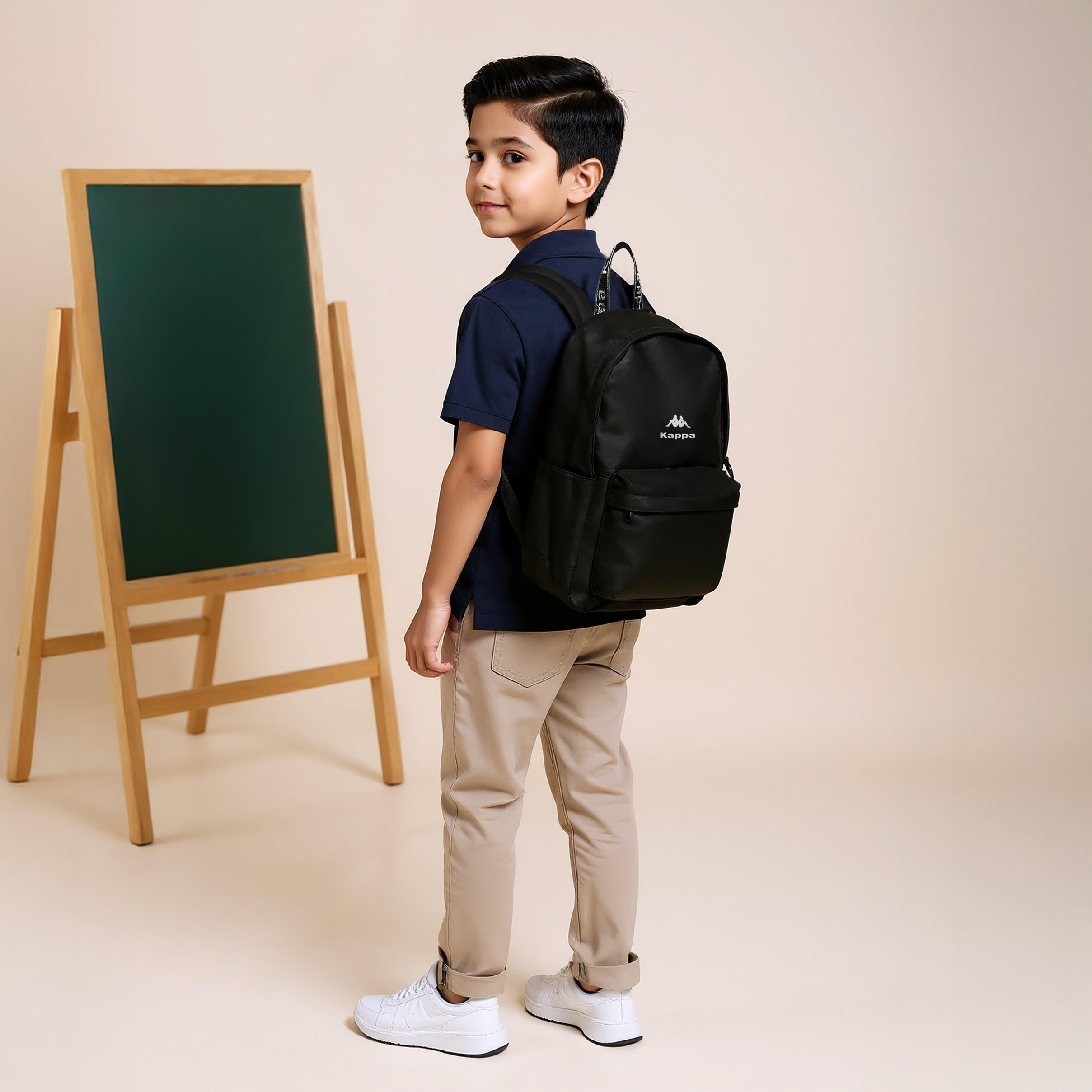 شنطة ظهر بطبعات وحمّالات كتف قابلة للتعديل من كابا-school-bagsandbackpacks-backpacks-image-3