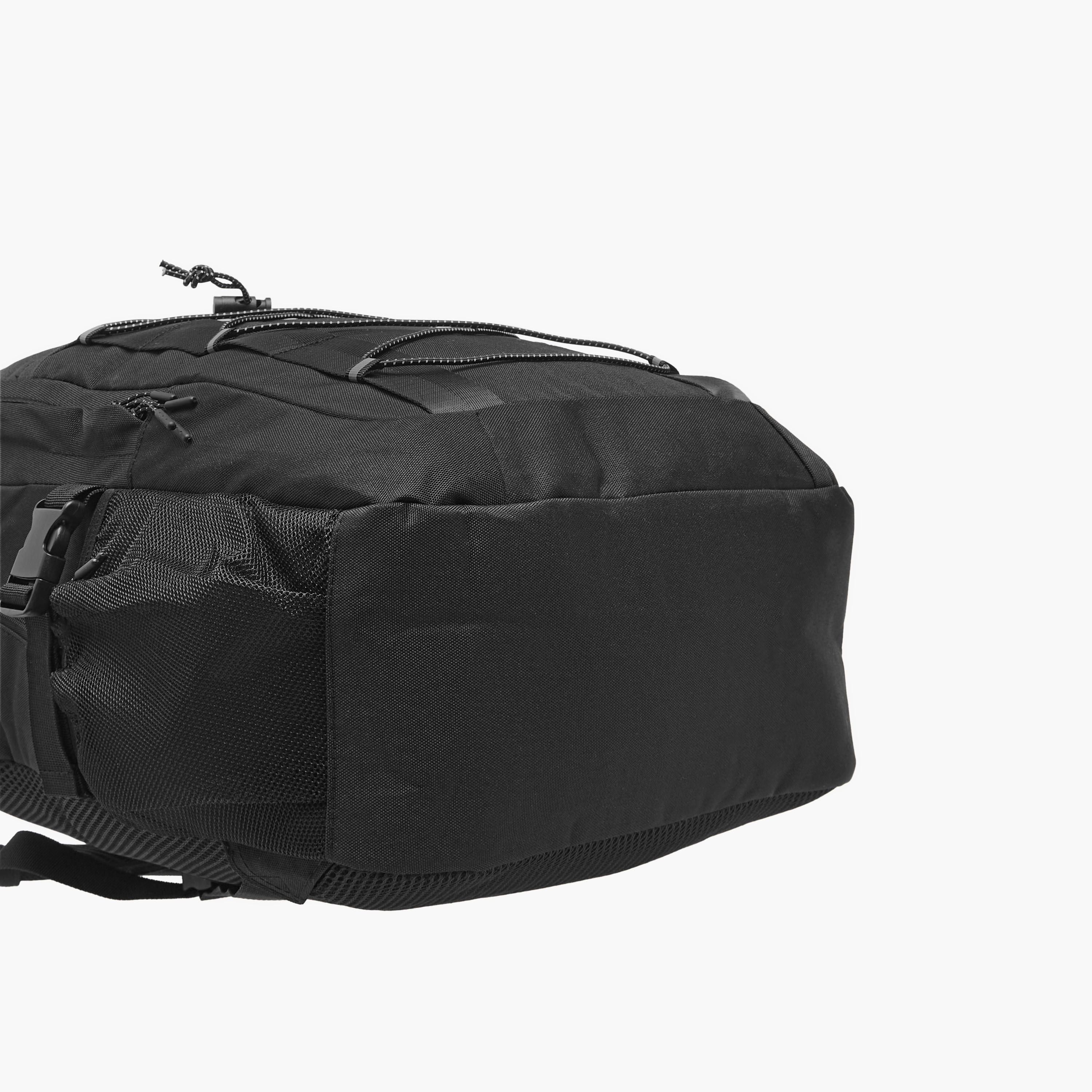 شنطة ظهر بشعار مطرز مع أحزمة قابلة للتعديل وسحاب من لي كوبر - 14x31x46 سم-travel-luggagesandbags-backpacks-image-6