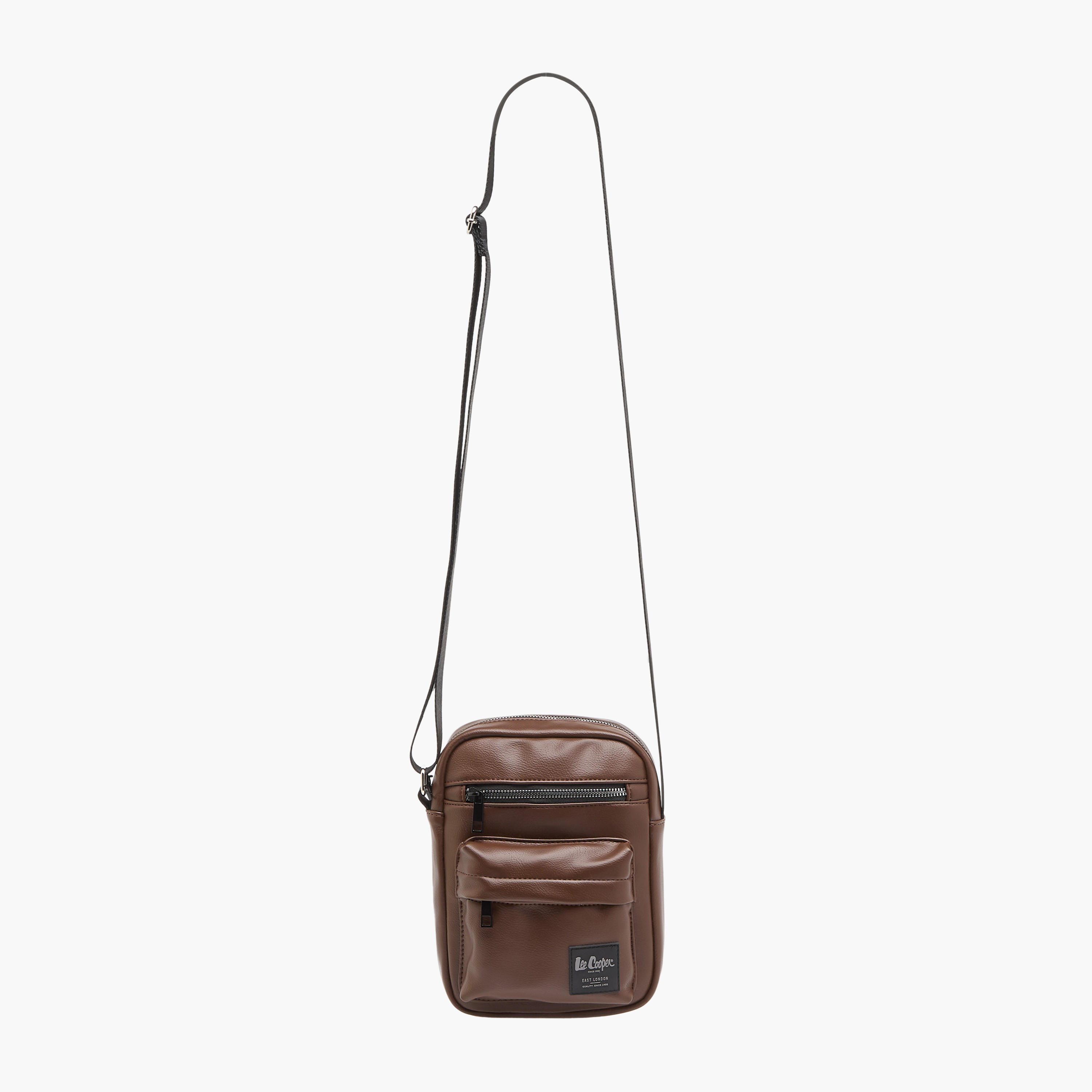 شنطة كروس بودي بارزة الملمس بحزام قابل للتعديل وسحّاب إغلاق من لي كوبر-travel-accessories-image-2