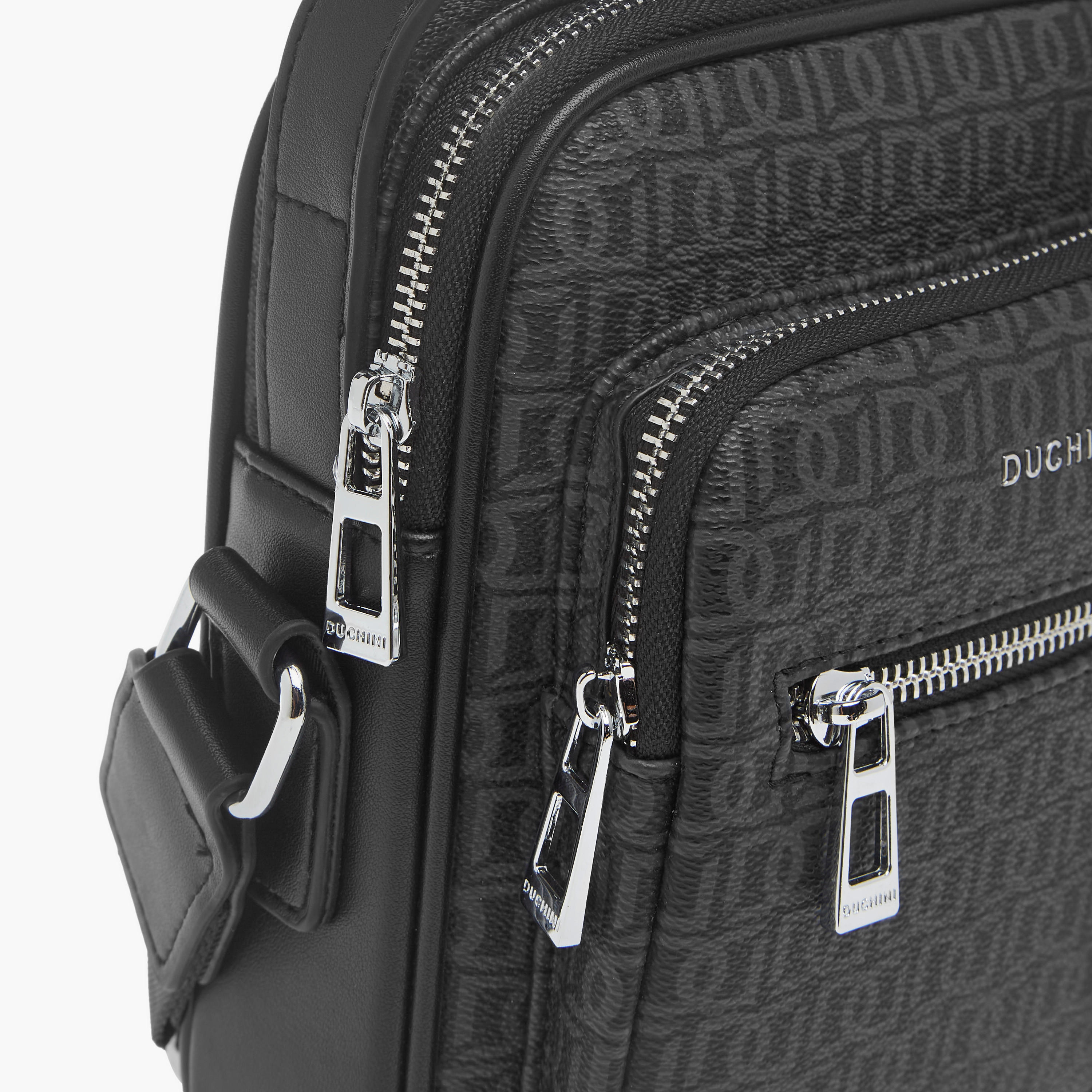 شنطة كروس بطبعات مونوغرام مع سحاب للإغلاق وحزام قابل للتعديل من دوتشيني-travel-accessories-image-5