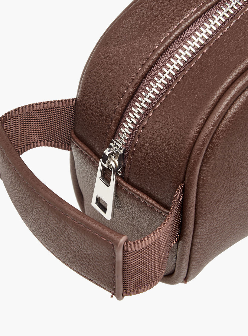 شنطة صغيرة بارزة الملمس بسحاب إغلاق وحزام معصم من دوتشيني-travel-accessories-image-4