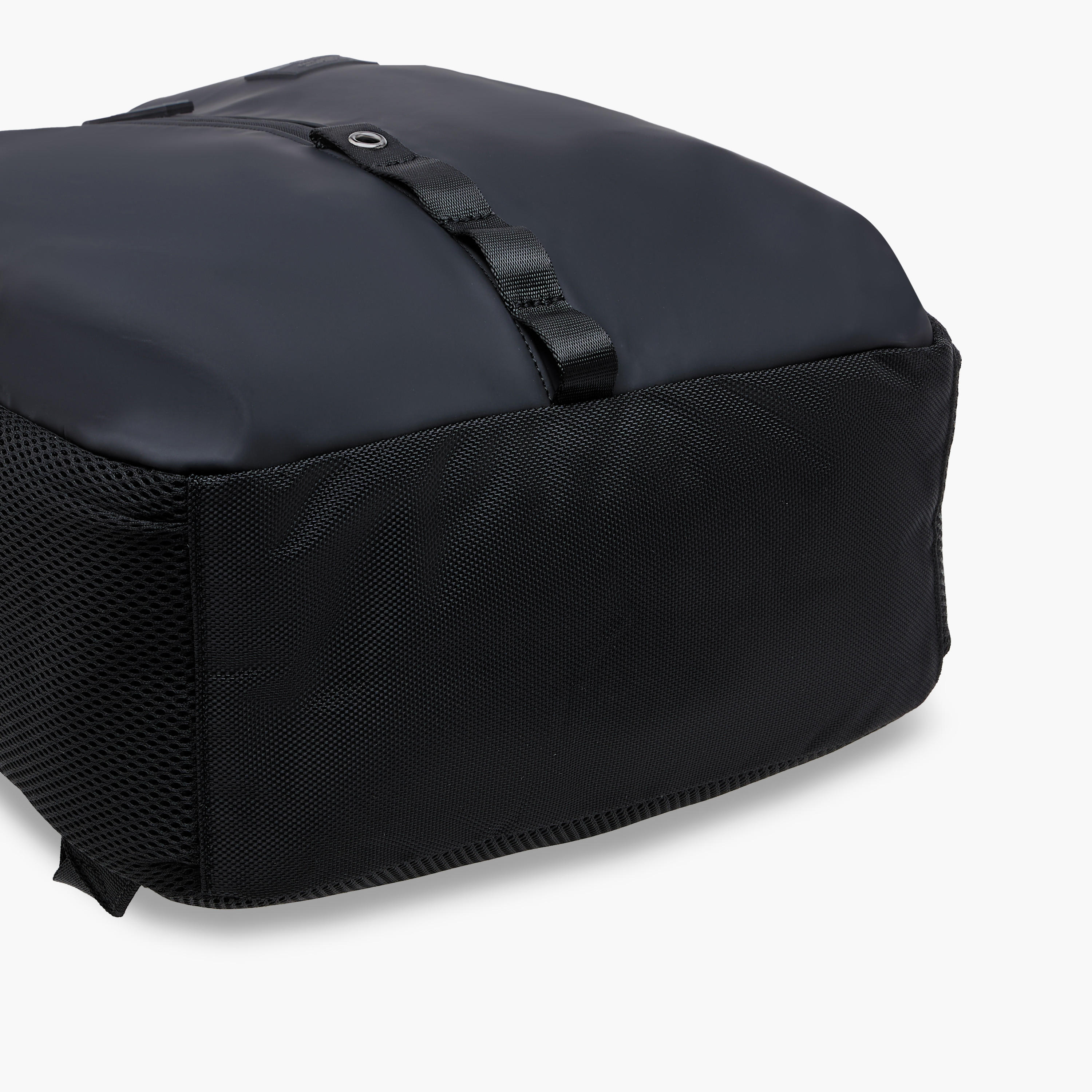 شنطة ظهر مدرسية بأحزمة كتف قابلة للتعديل وتفاصيل الشعار من لي كوبر - 15×50×33 سم-boys-accessories-bagsandbackpacks-image-8